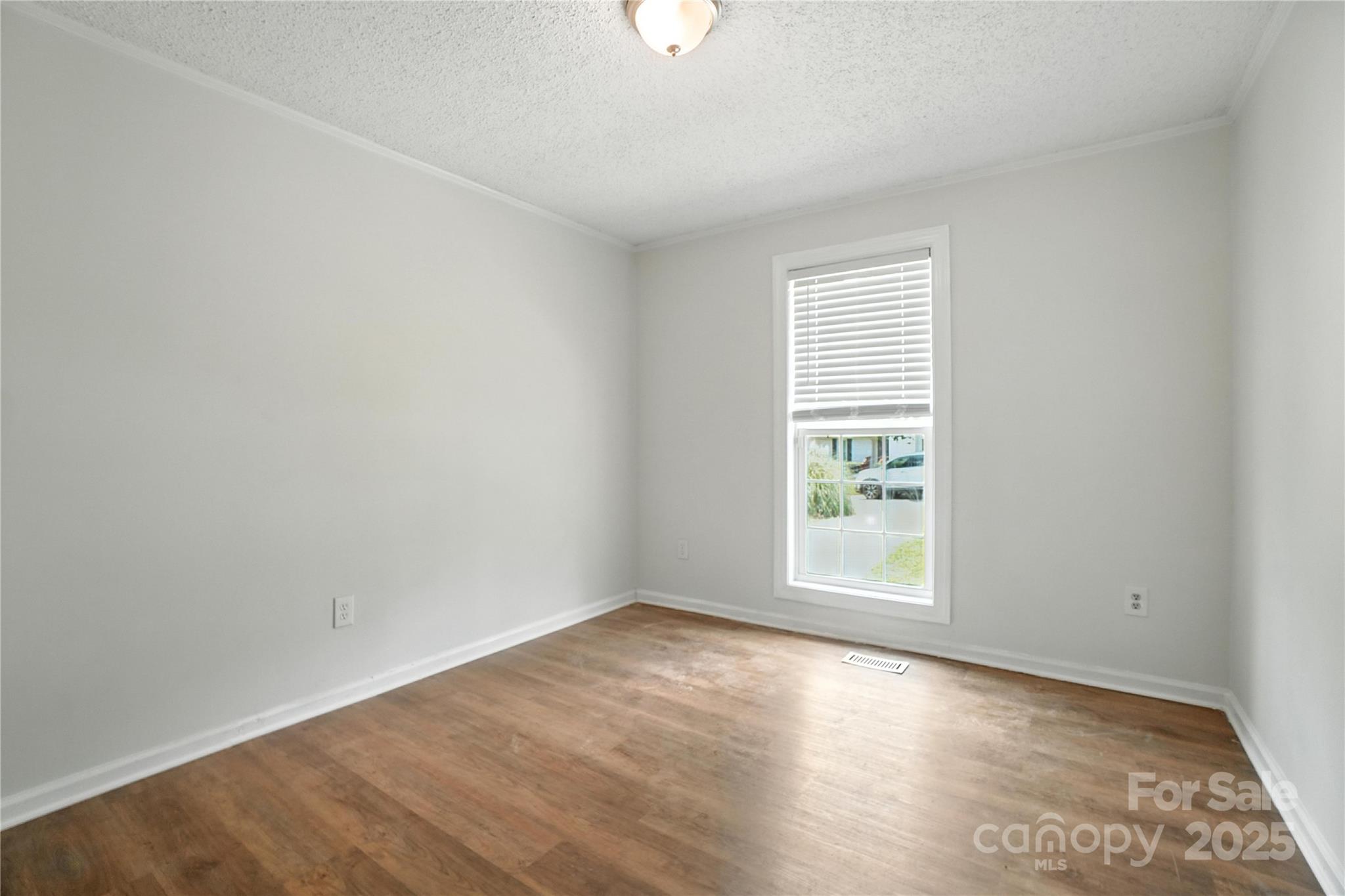 8106 Strawberry Point Drive