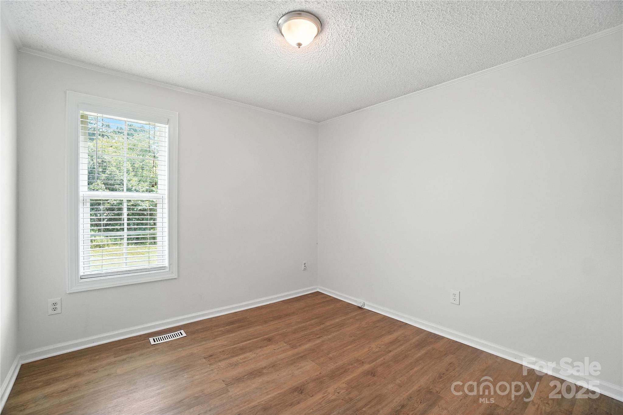 8106 Strawberry Point Drive