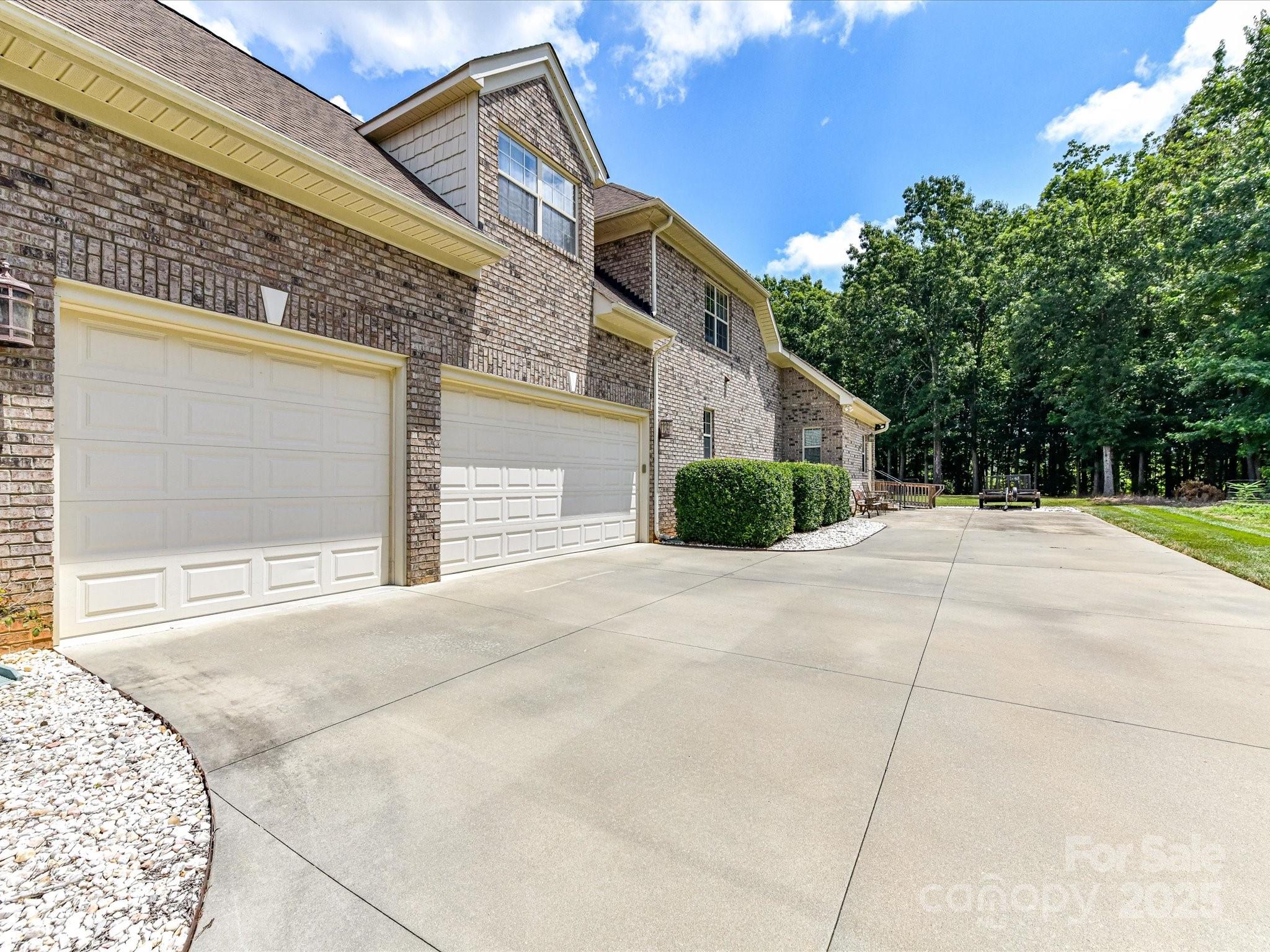 3113 Beaver Dam Drive Unit: 37