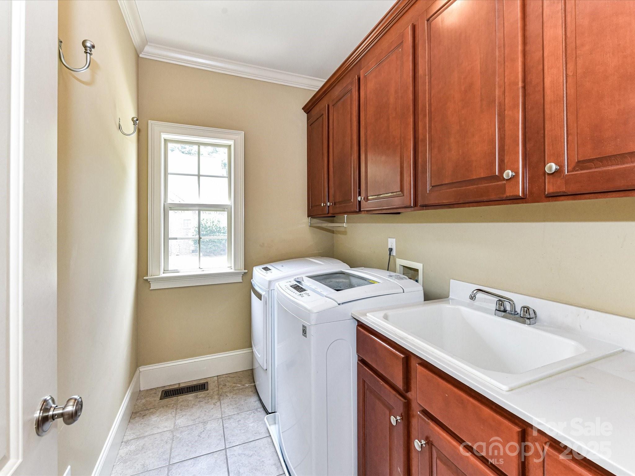 3113 Beaver Dam Drive Unit: 37
