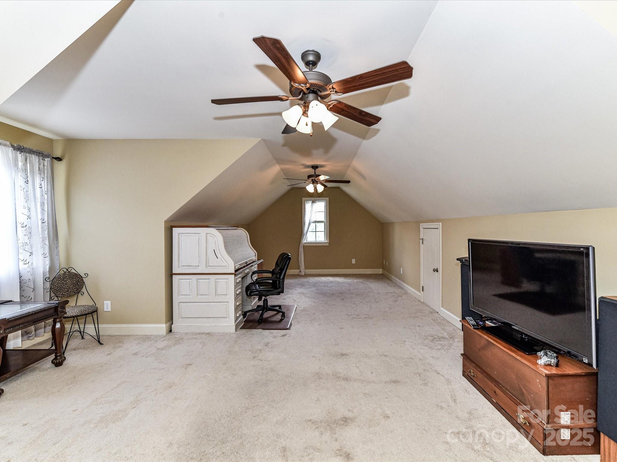 3113 Beaver Dam Drive Unit: 37