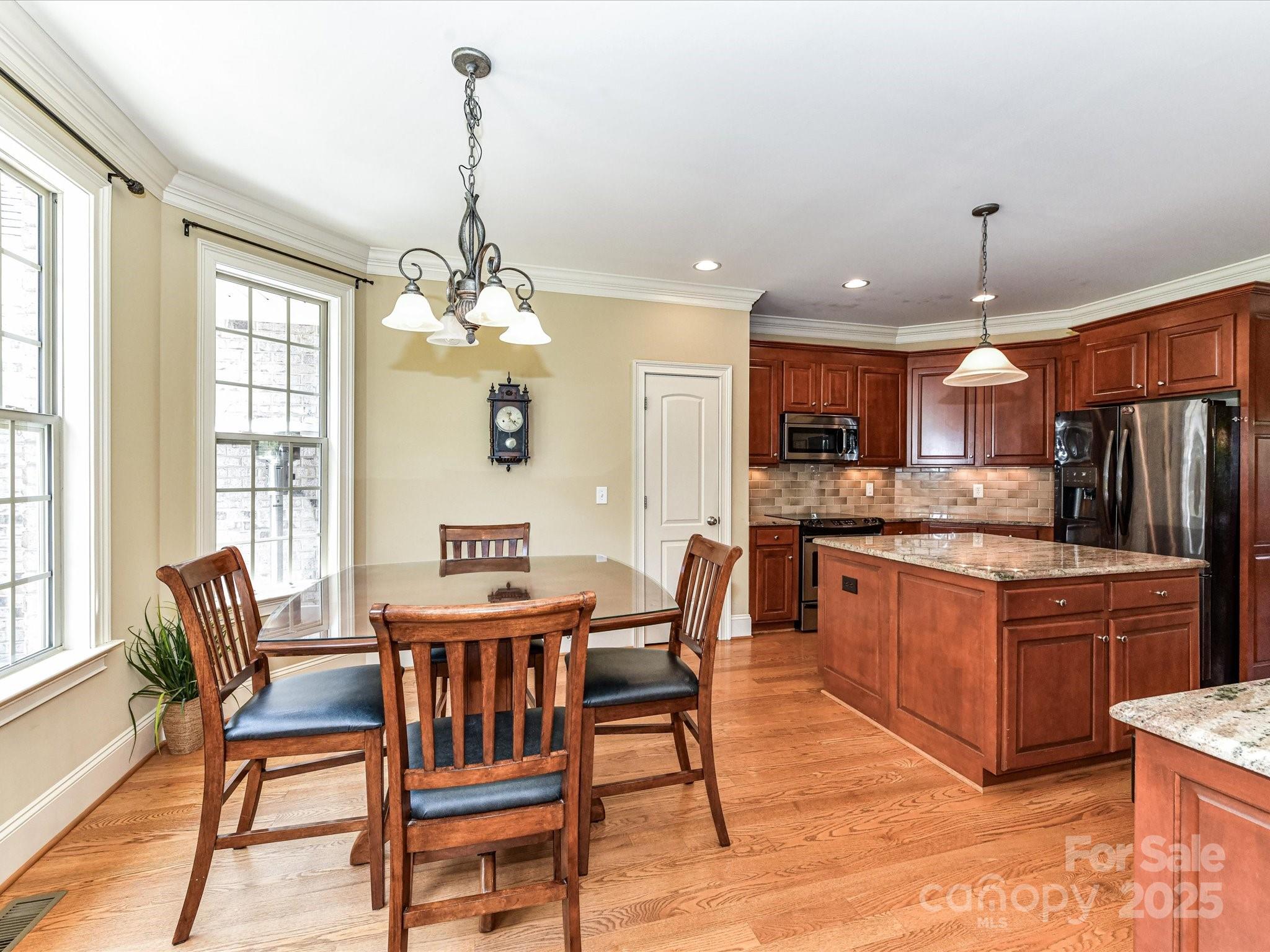 3113 Beaver Dam Drive Unit: 37