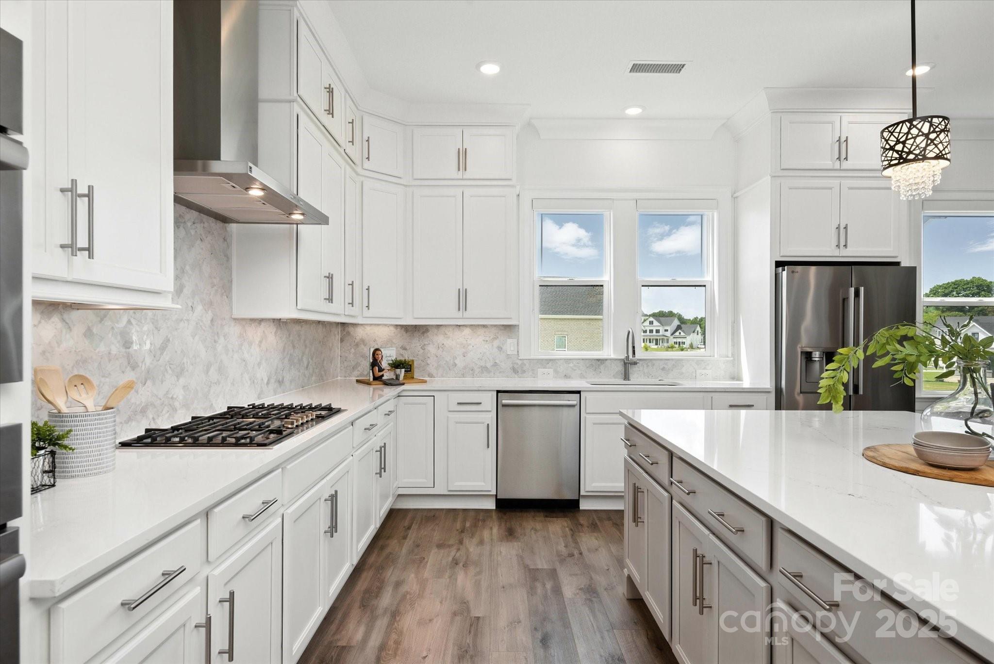1106 Pomar Circle