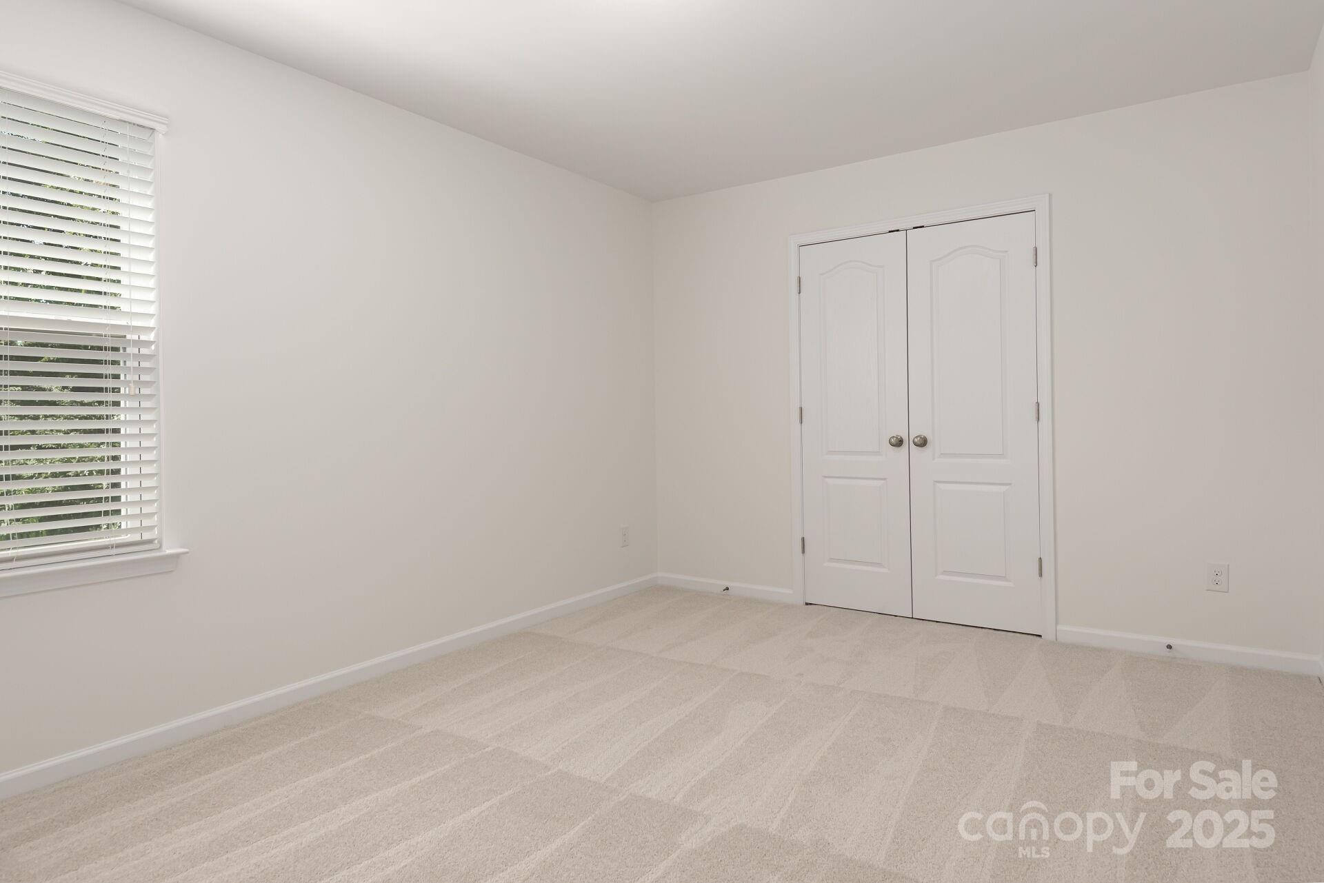 3943 Sky Drive