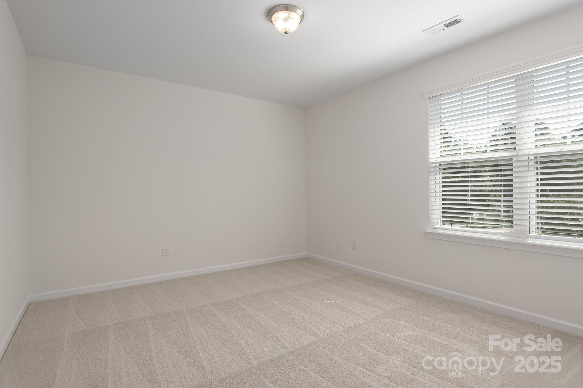 3943 Sky Drive