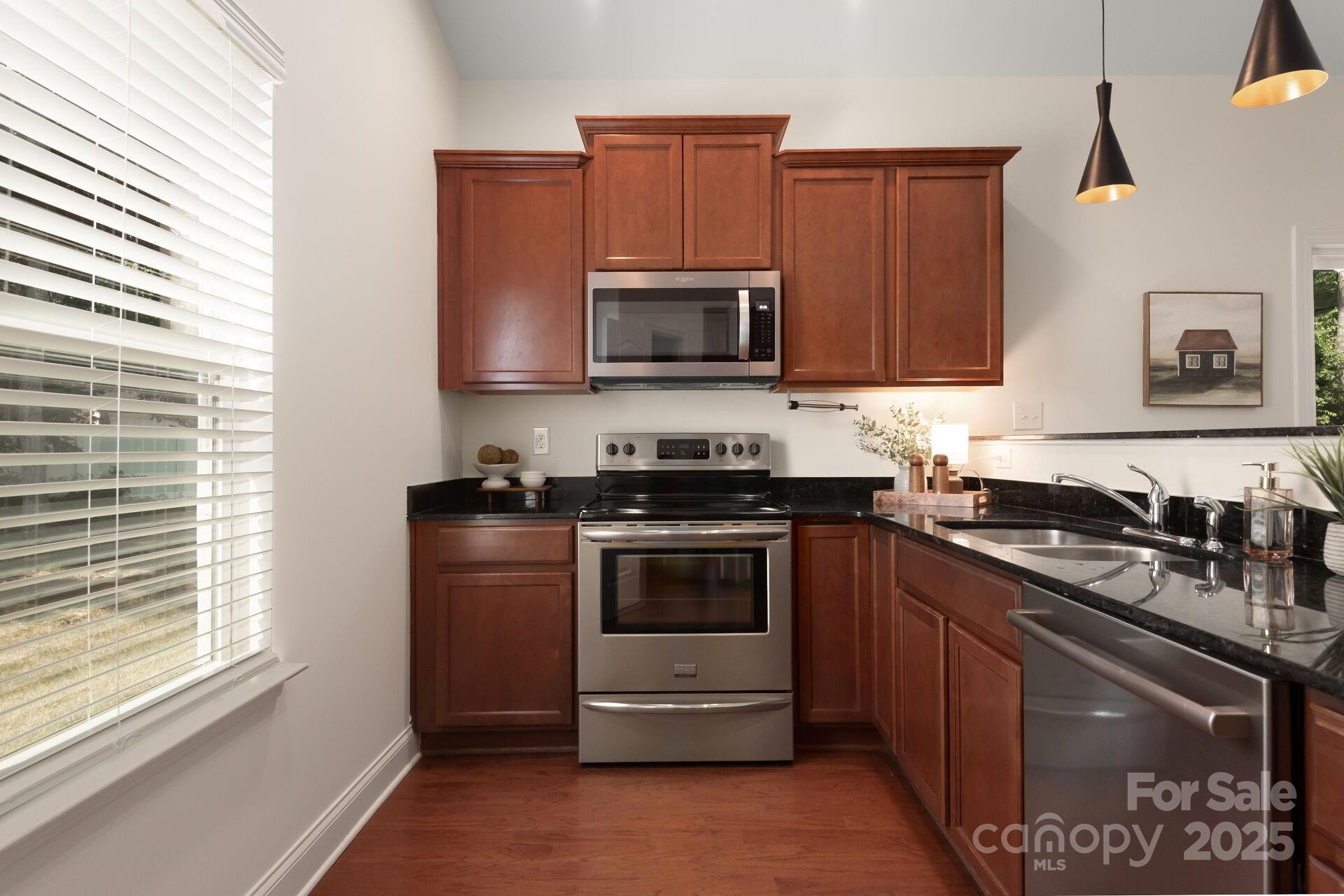 3943 Sky Drive