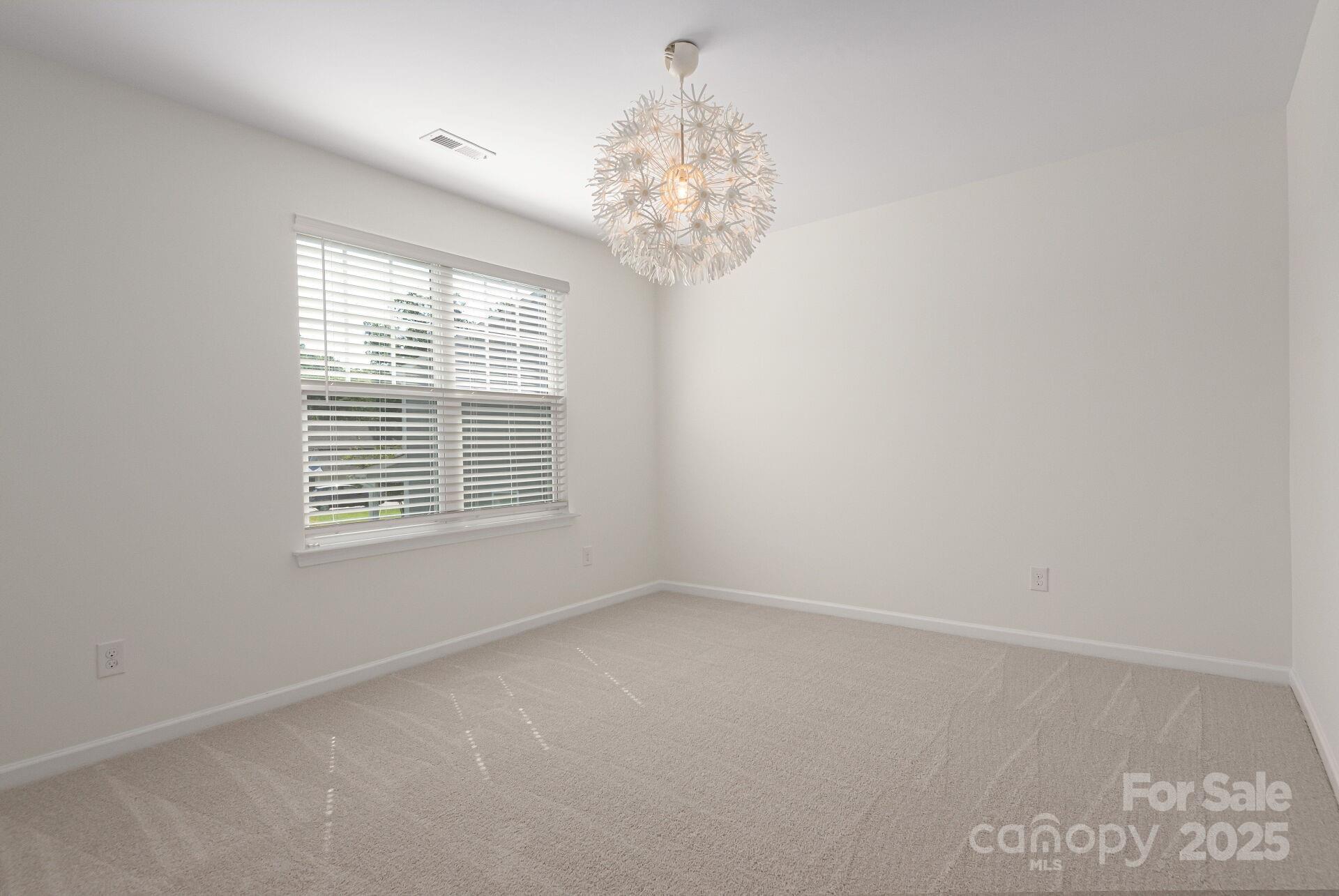 3943 Sky Drive