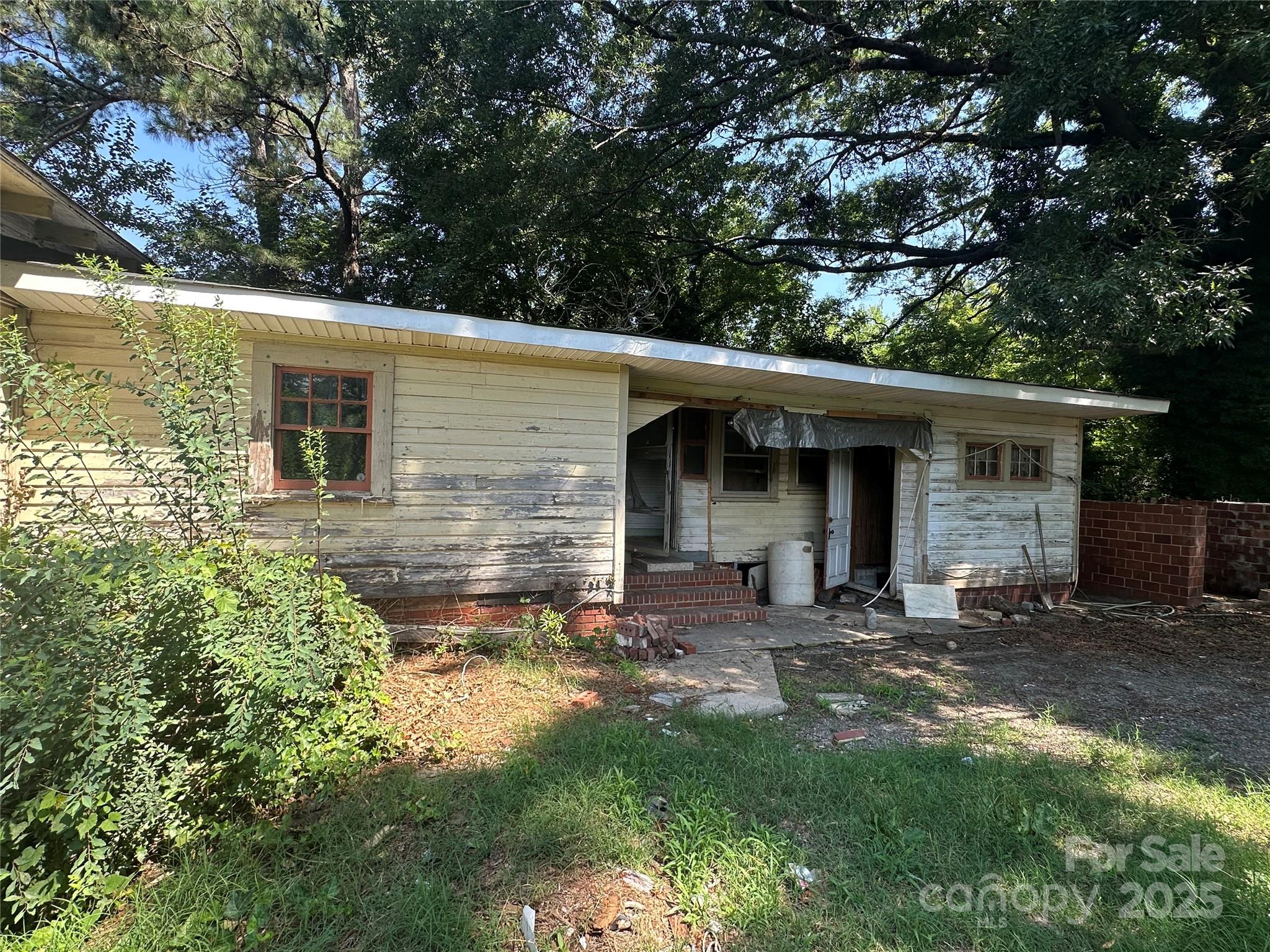 301 Weant Street