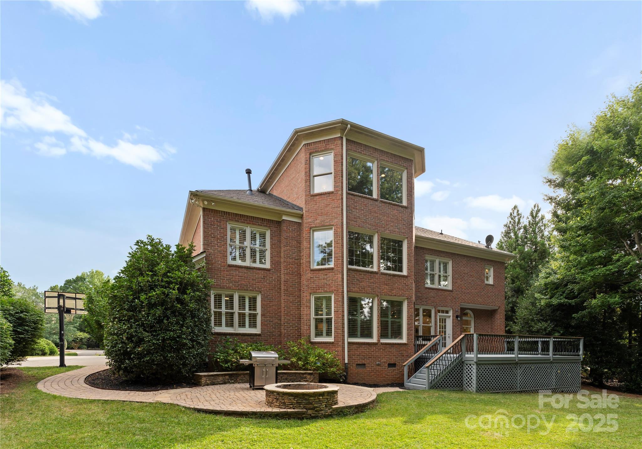 3015 Stanbury Drive
