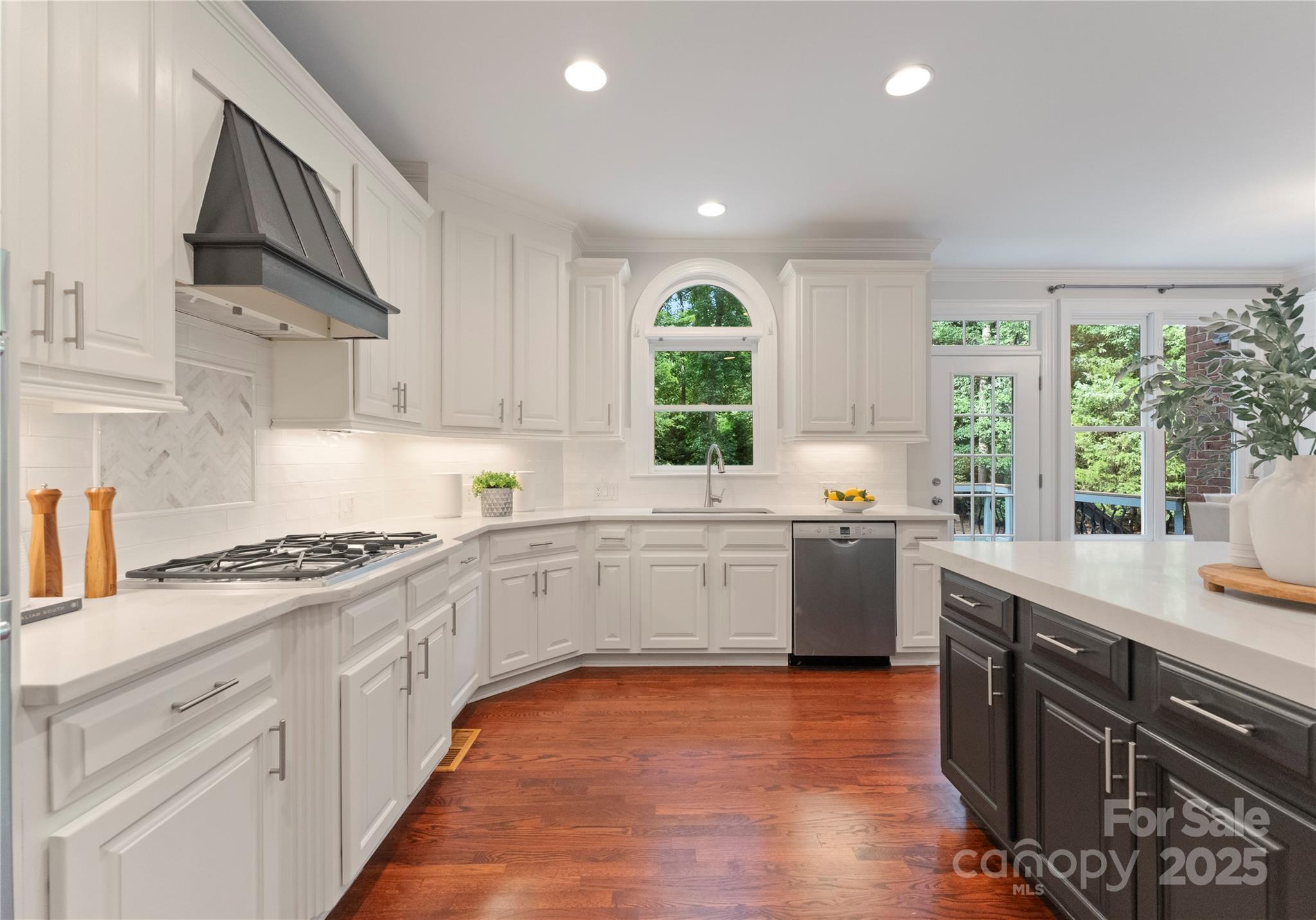 3015 Stanbury Drive
