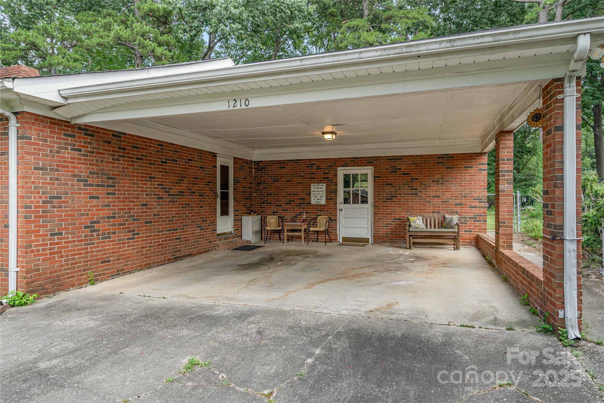 1210 Shady Bluff Drive