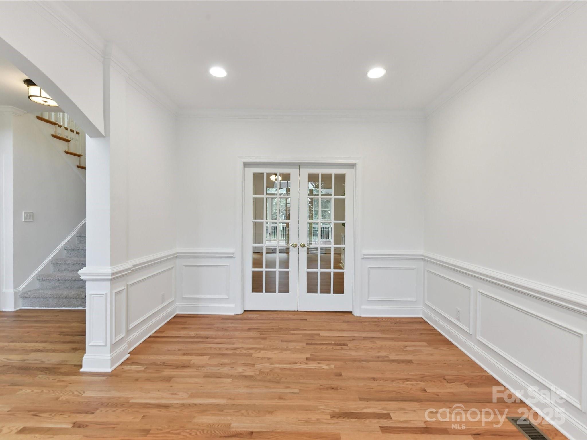 5434 Shoal Brook Court