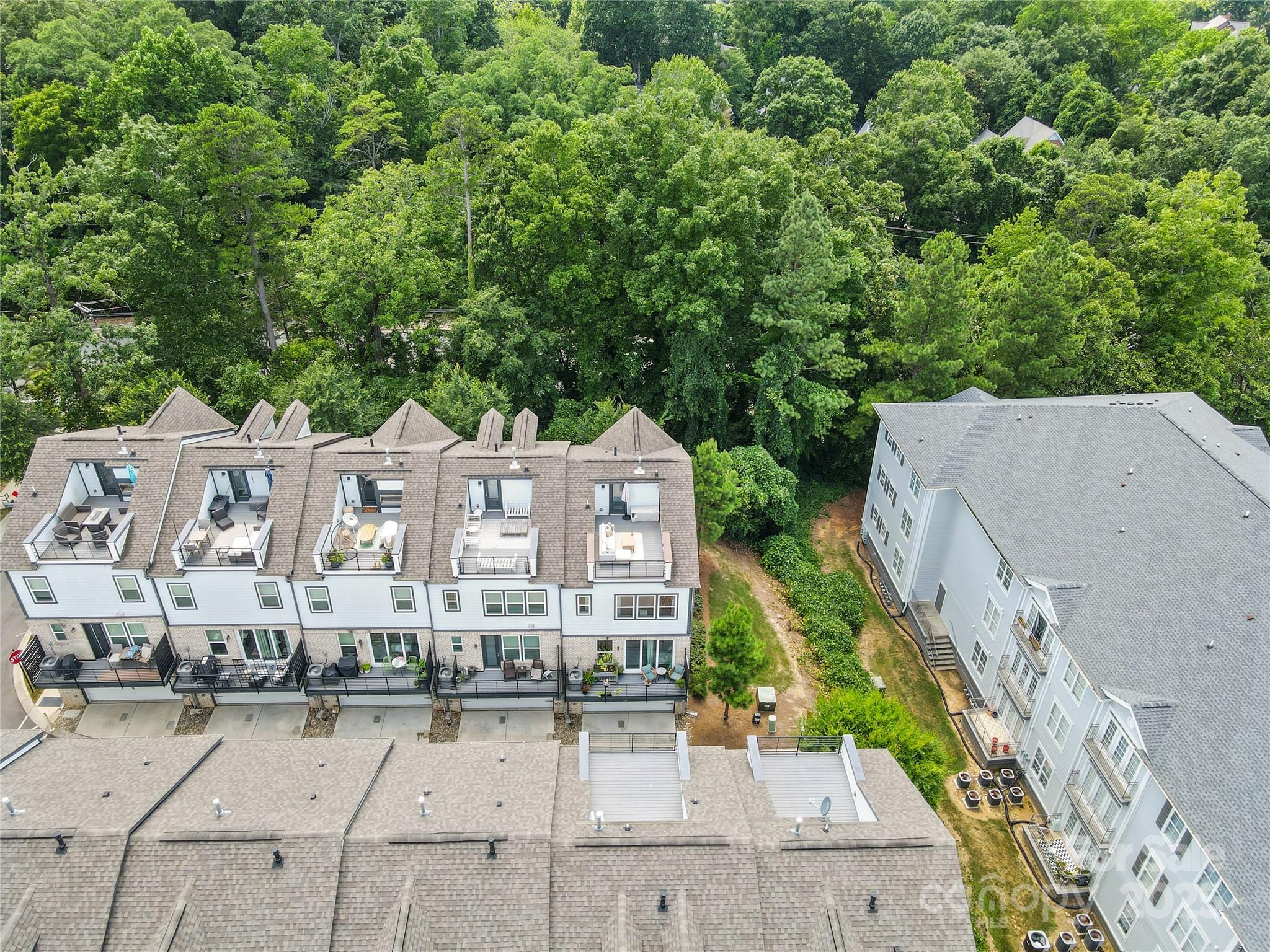 621 Tudor Park Way