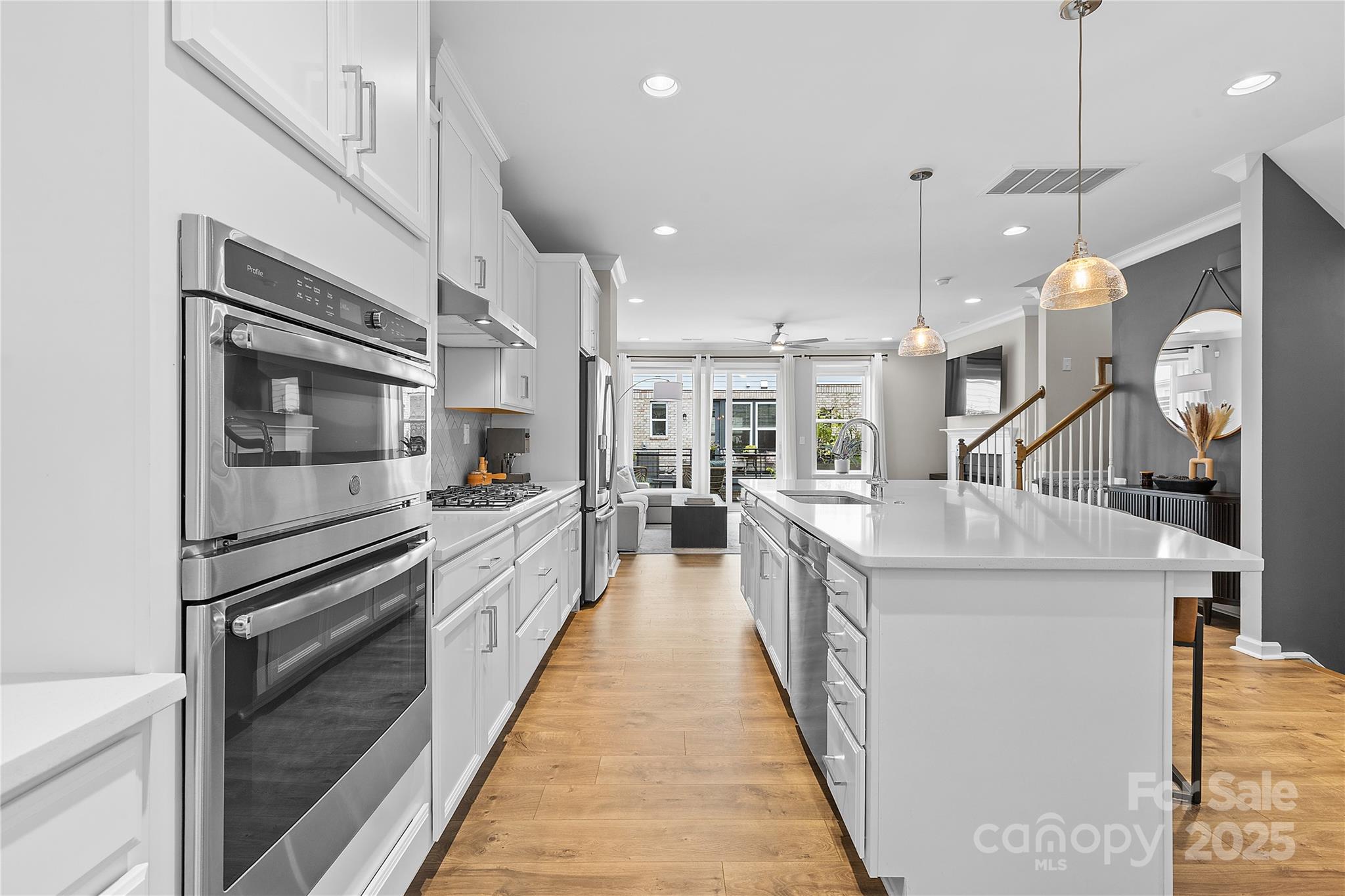 621 Tudor Park Way
