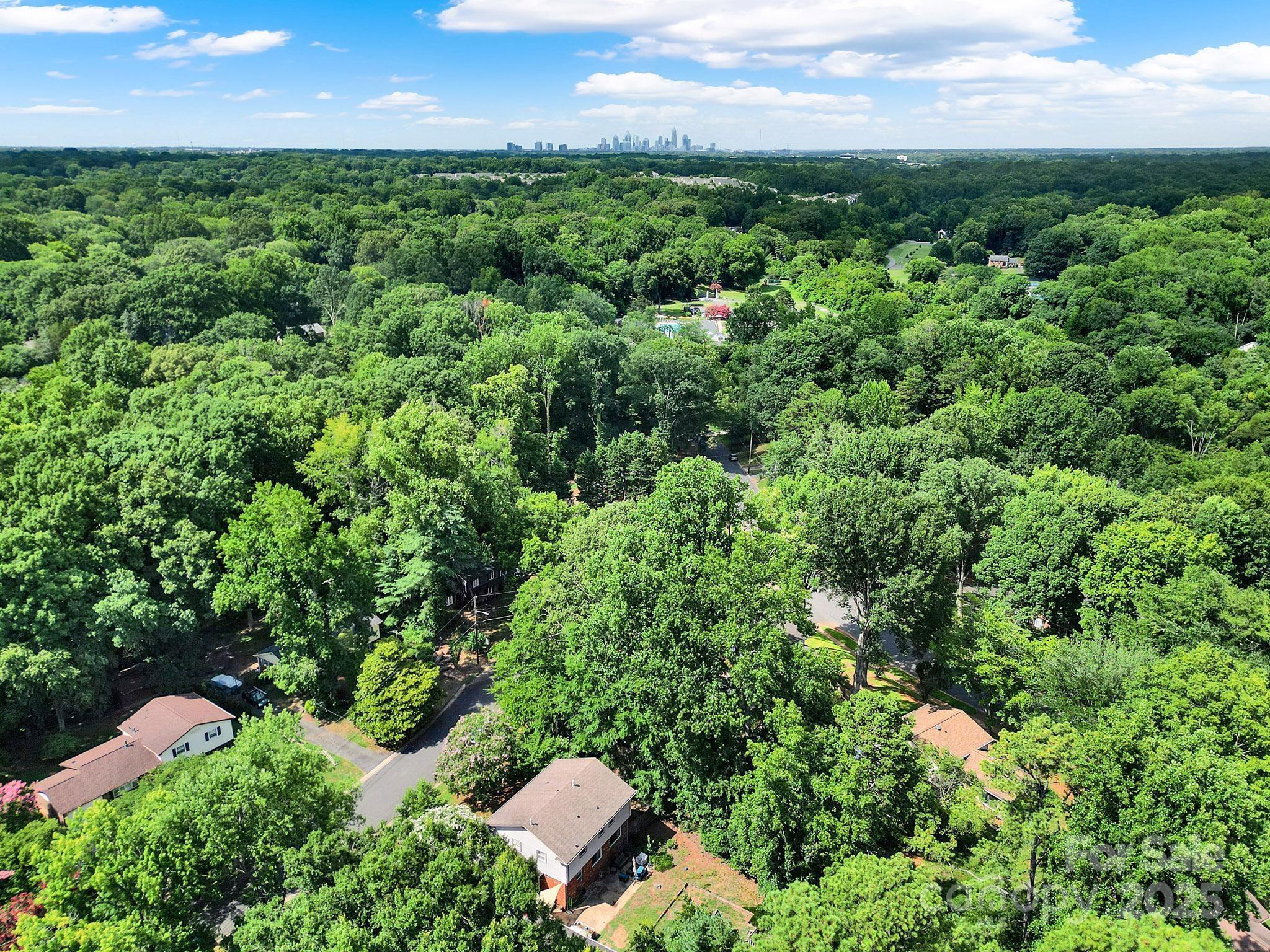 7009 Rockledge Drive