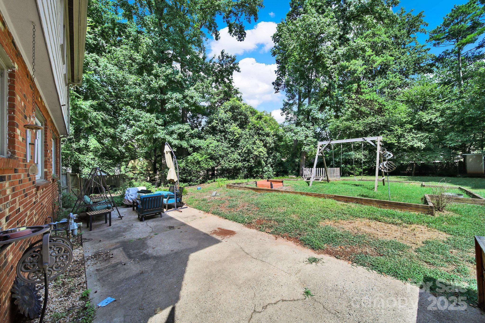 7009 Rockledge Drive