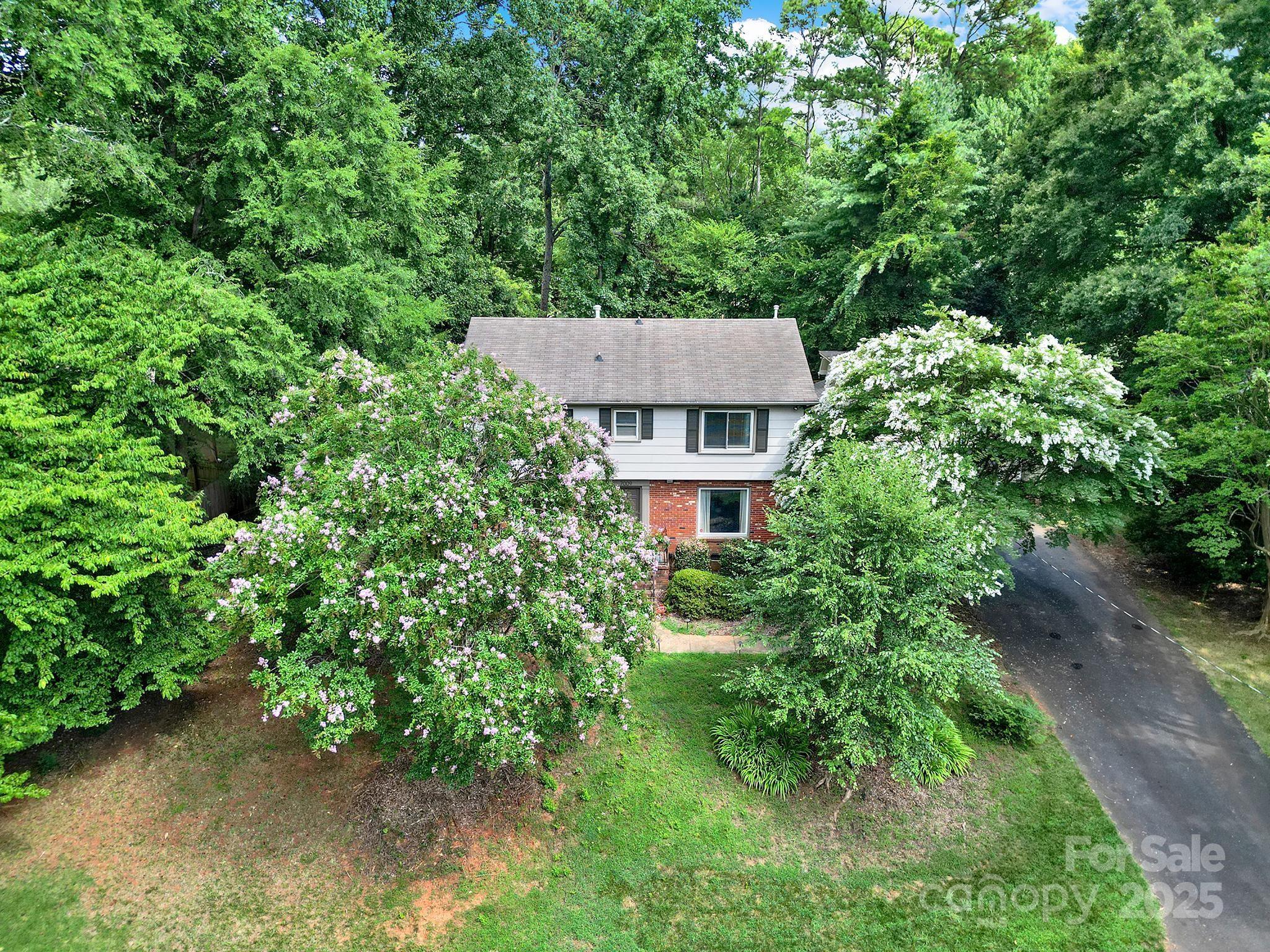 7009 Rockledge Drive