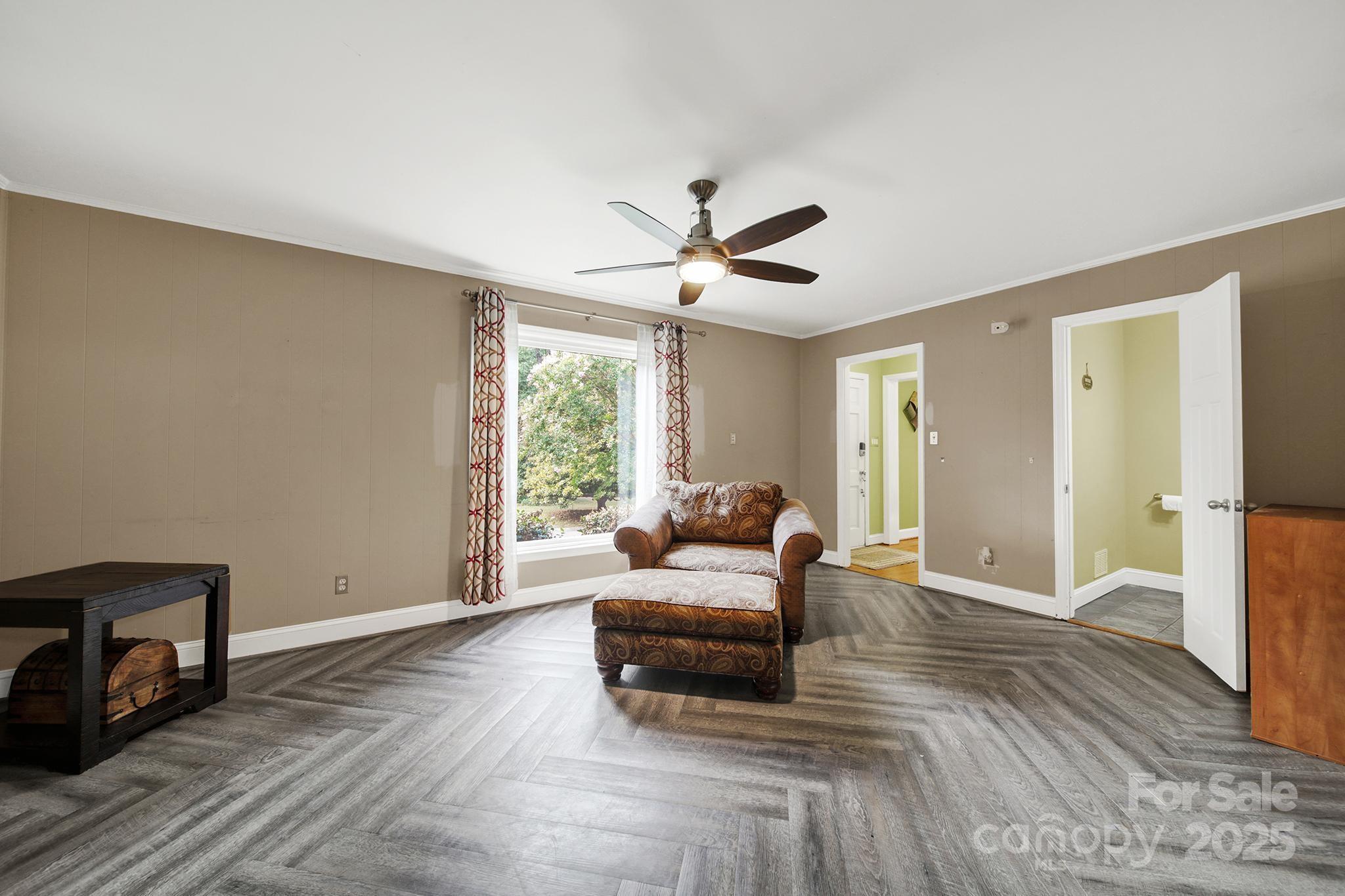 7009 Rockledge Drive