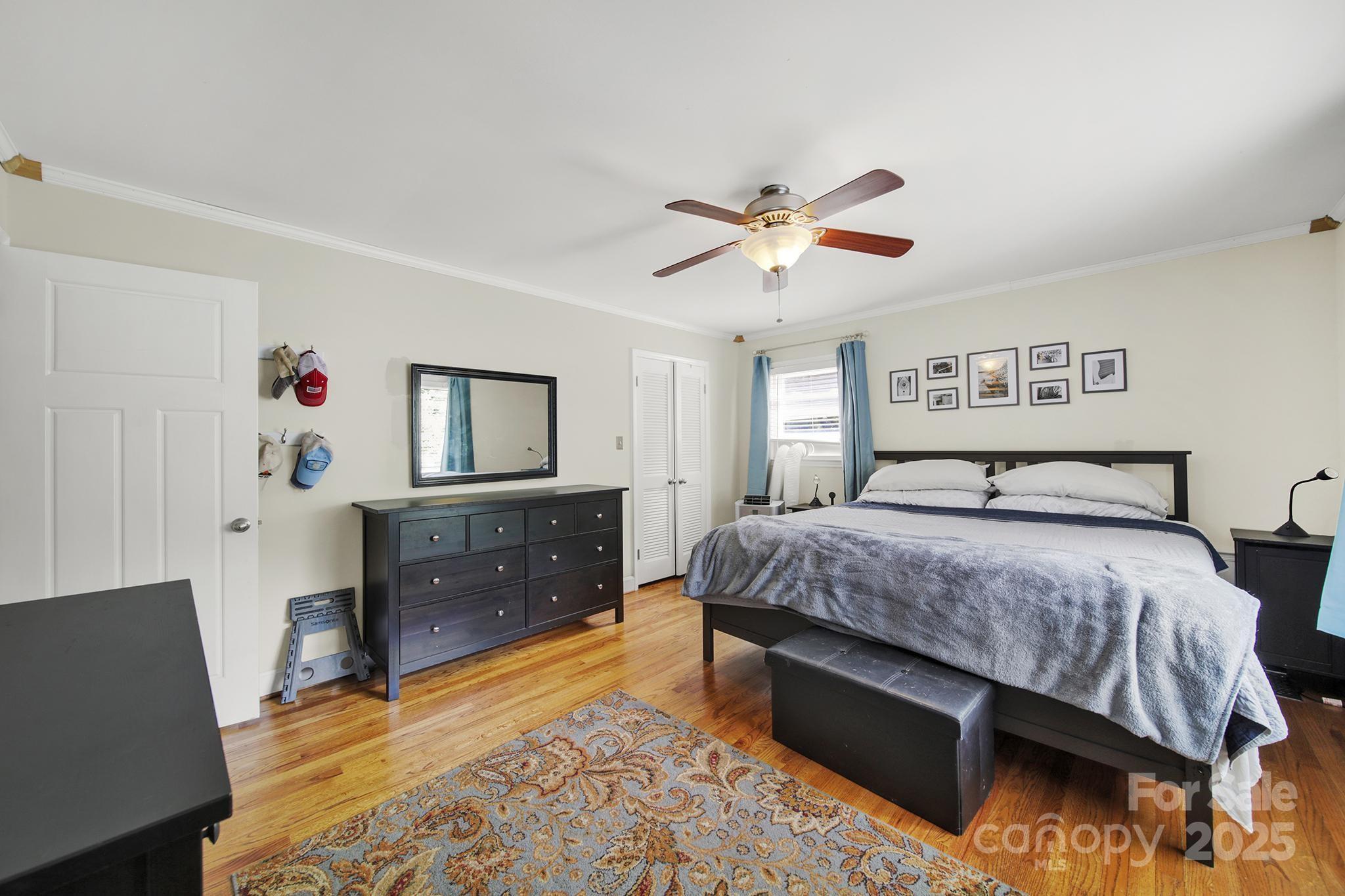 7009 Rockledge Drive