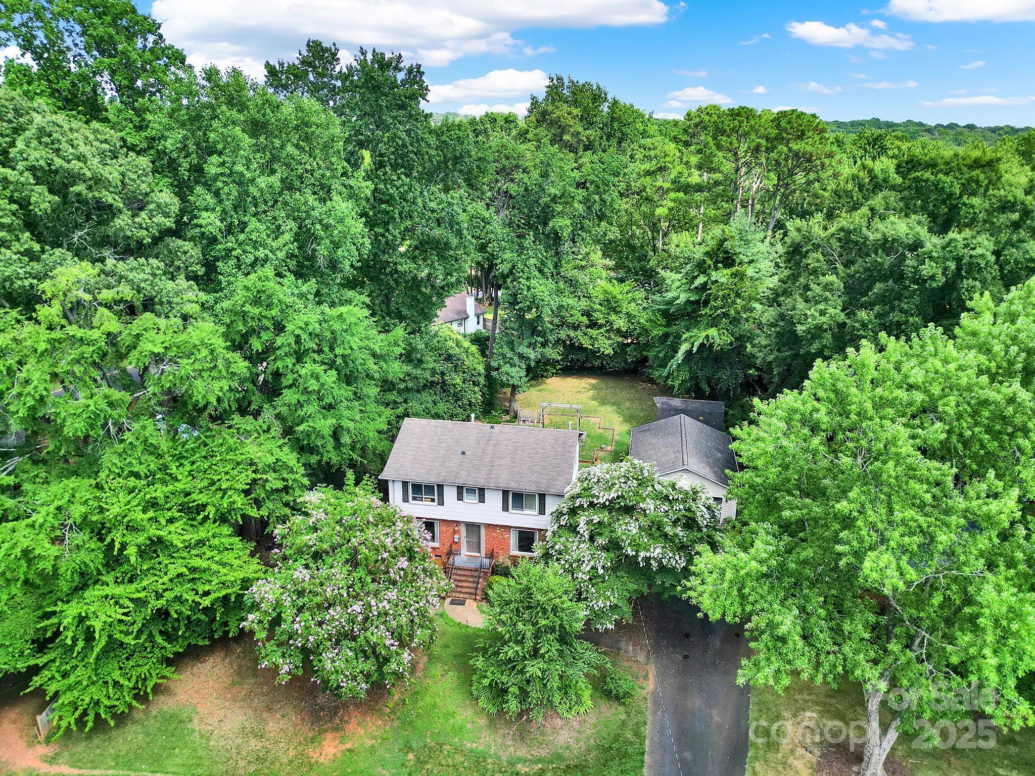 7009 Rockledge Drive