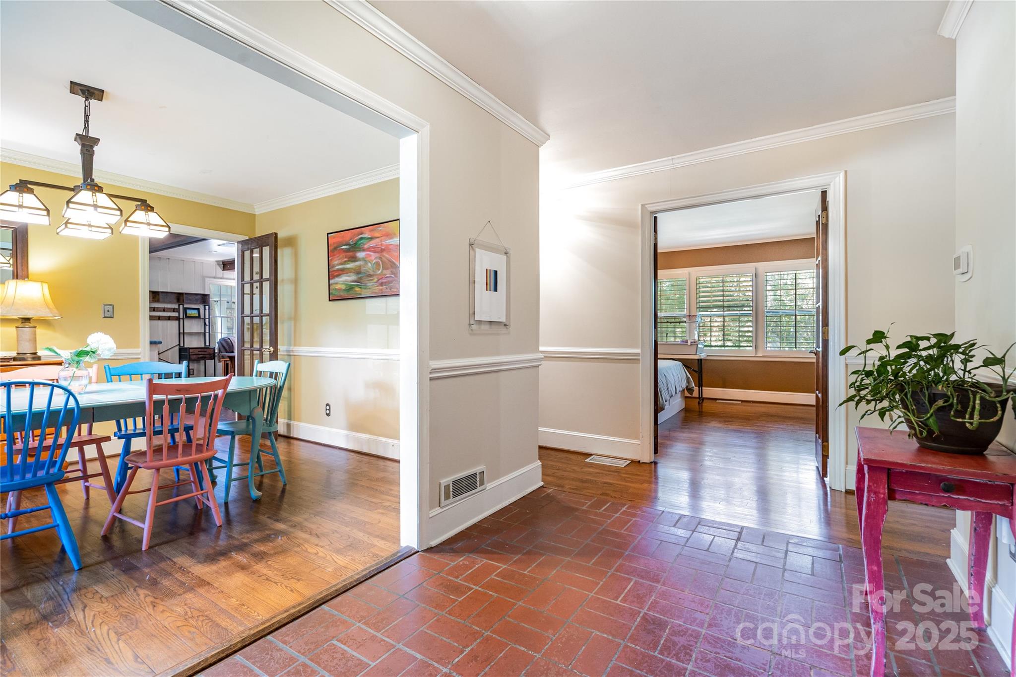 5811 Doncaster Drive