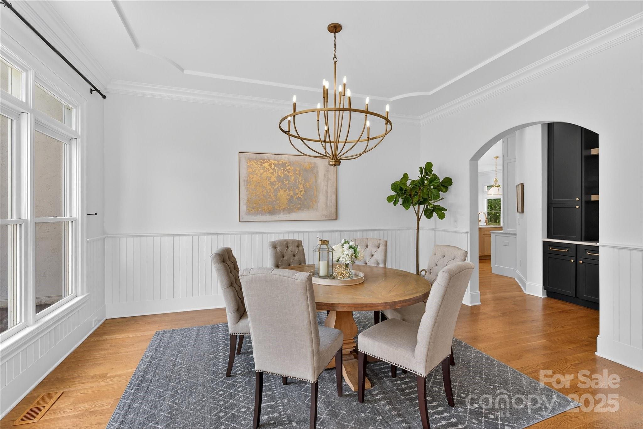 1221 Hadley Park Lane