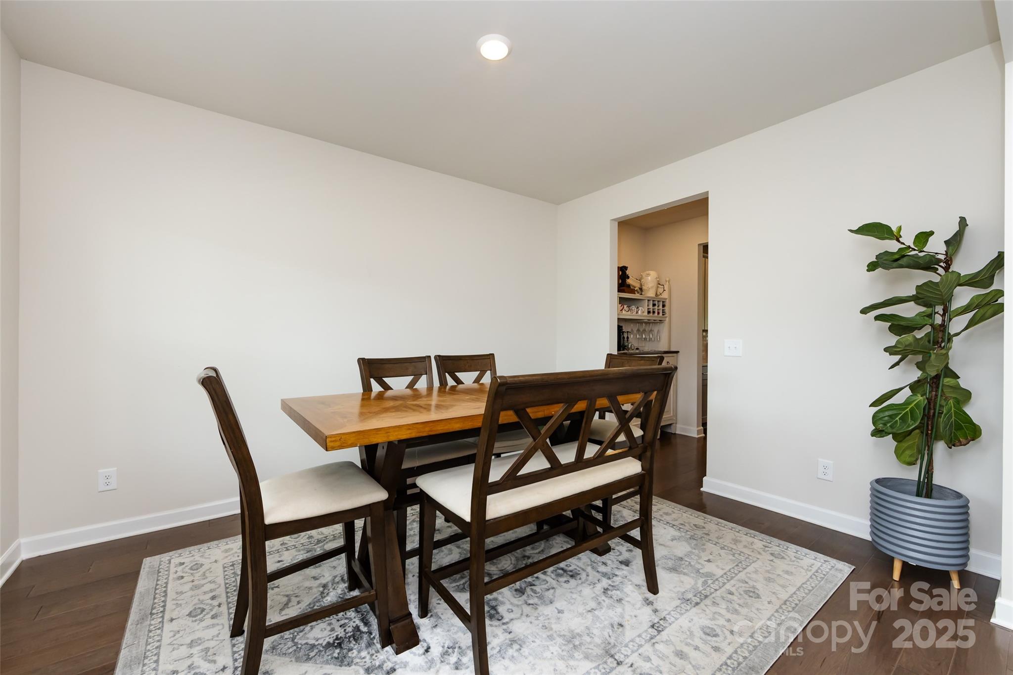 3409 Peach Cobbler Street
