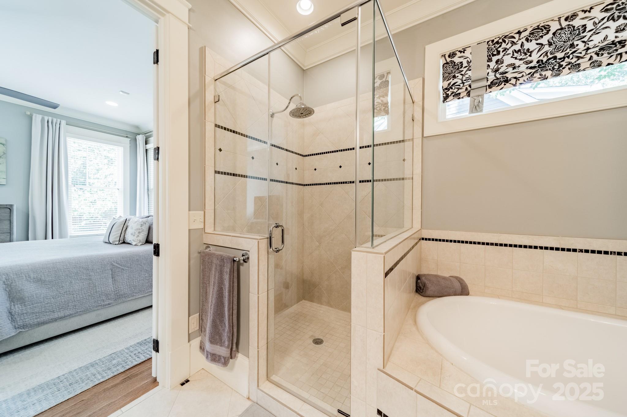 301 N Canterbury Road