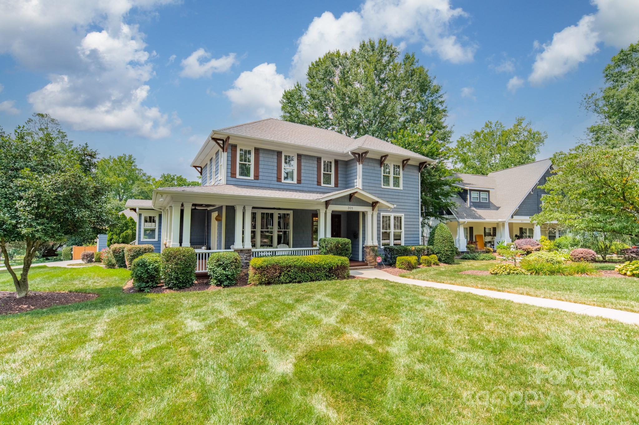 301 N Canterbury Road