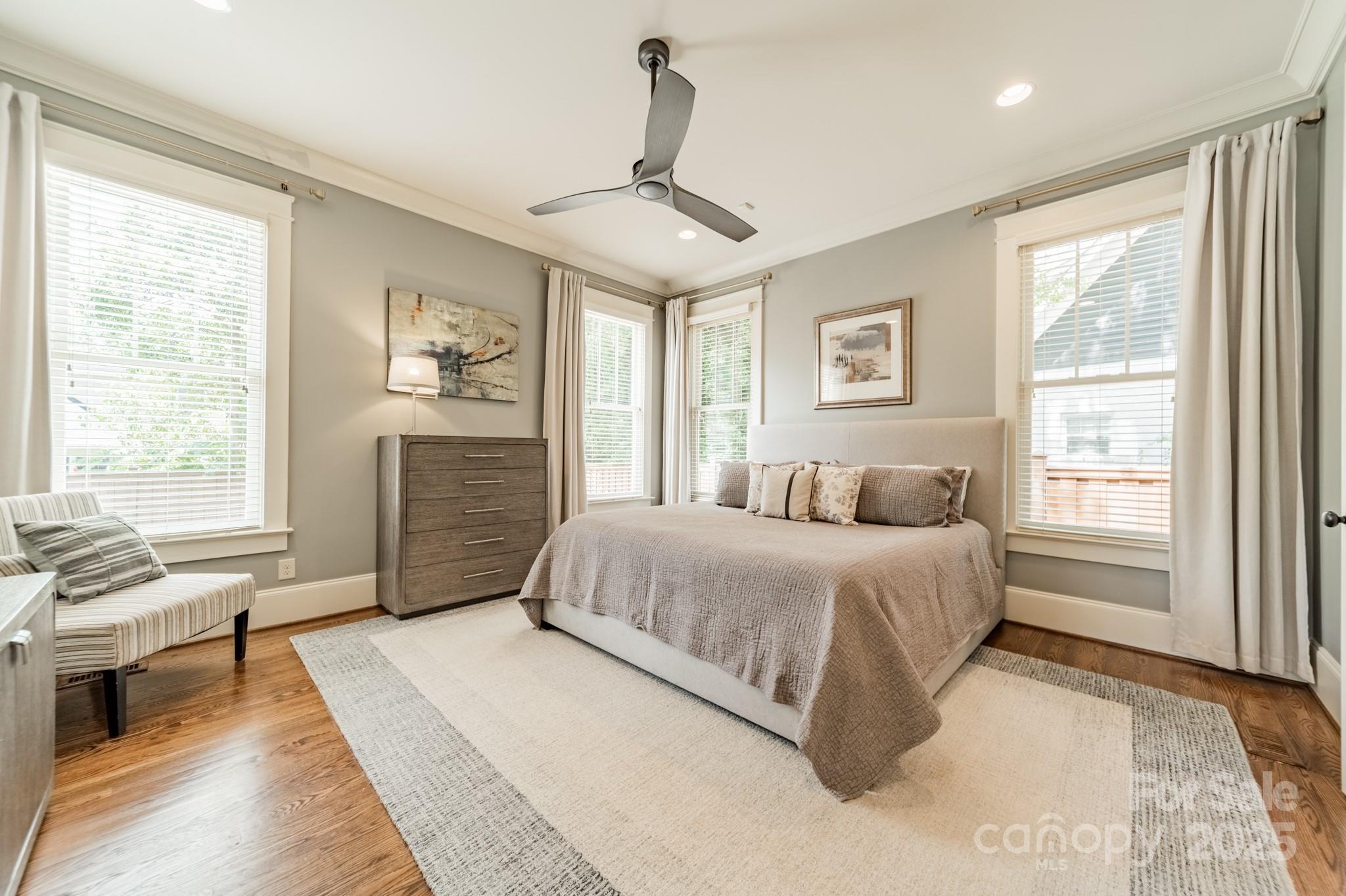 301 N Canterbury Road