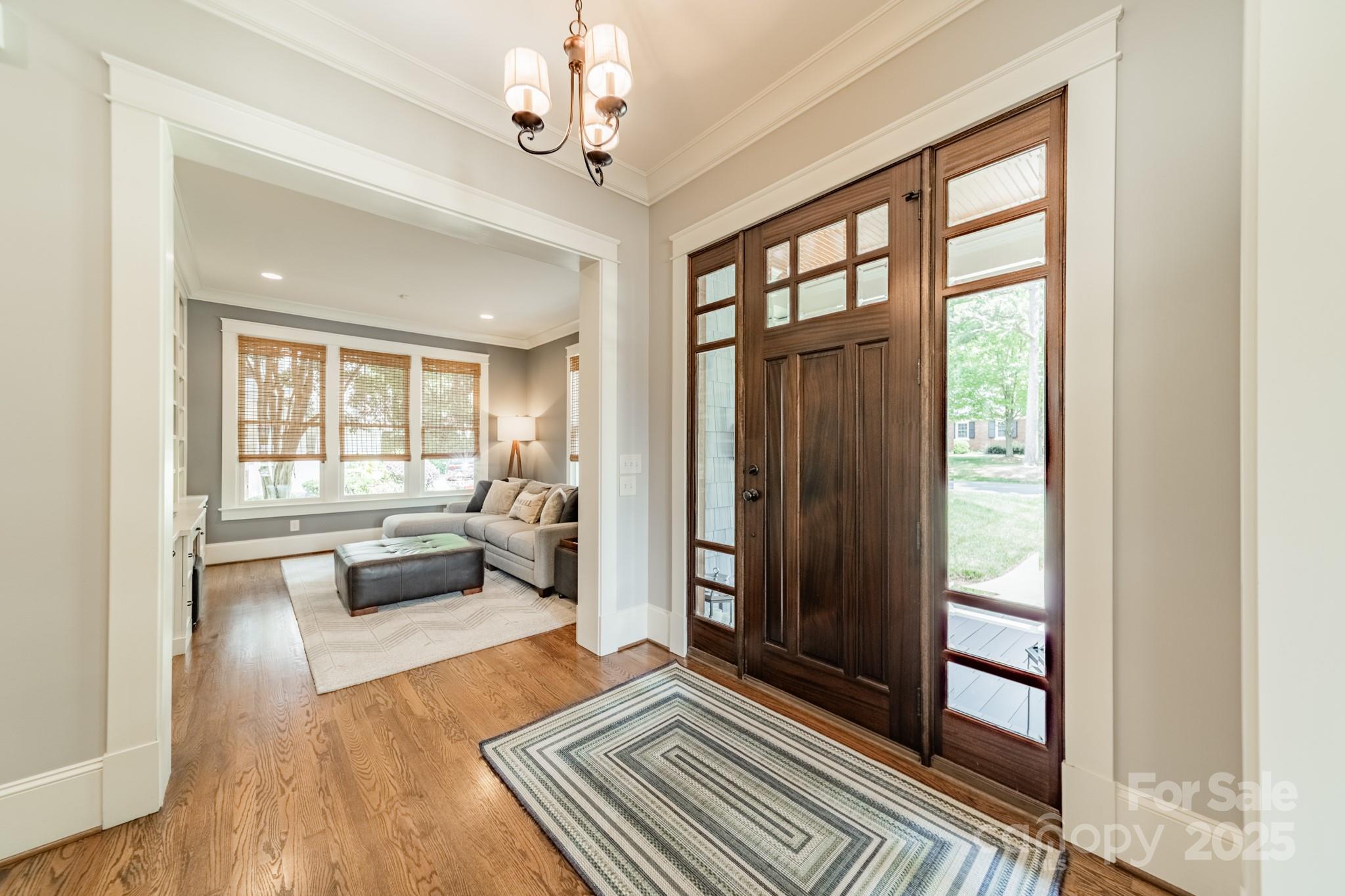 301 N Canterbury Road