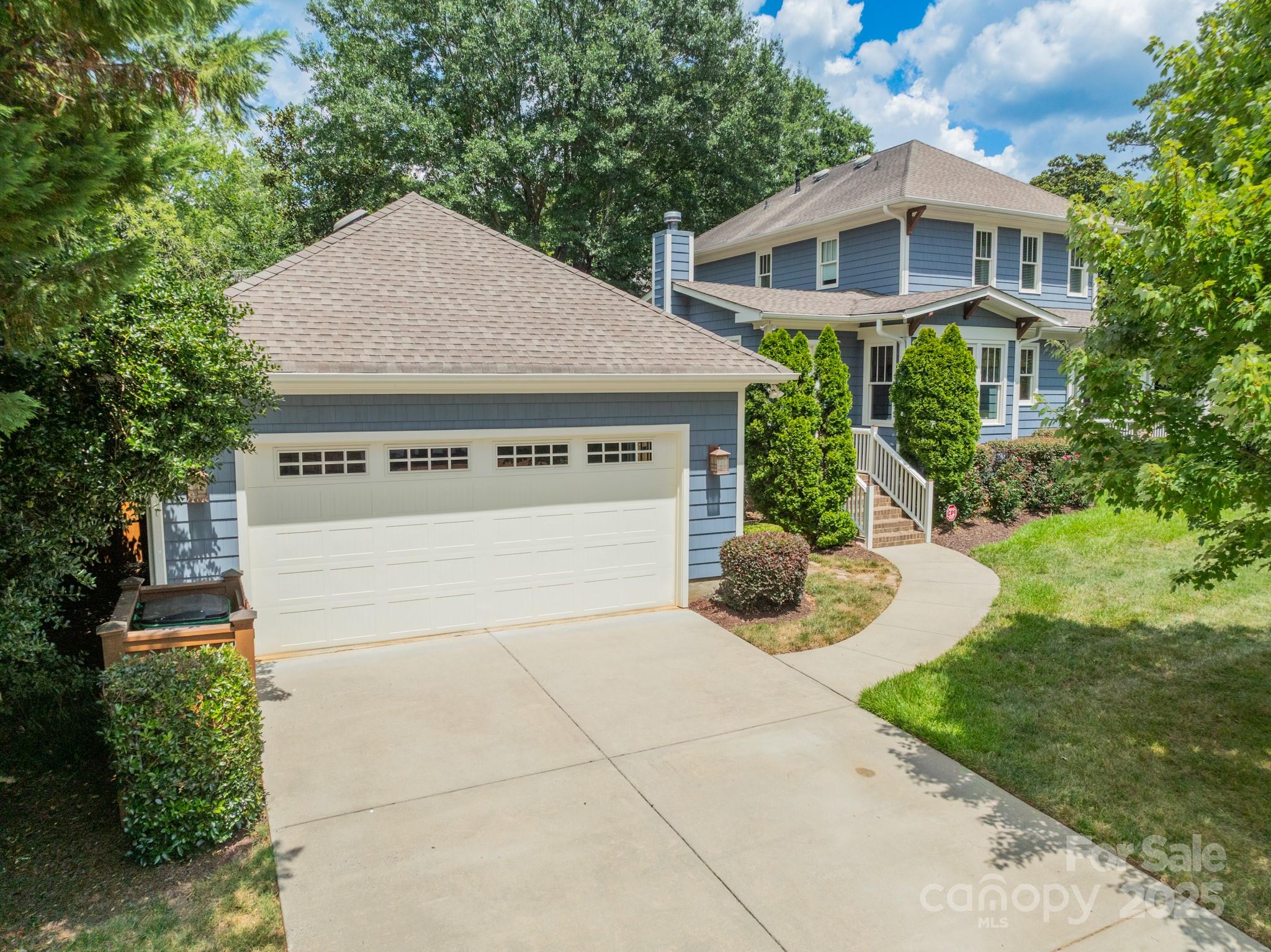 301 N Canterbury Road