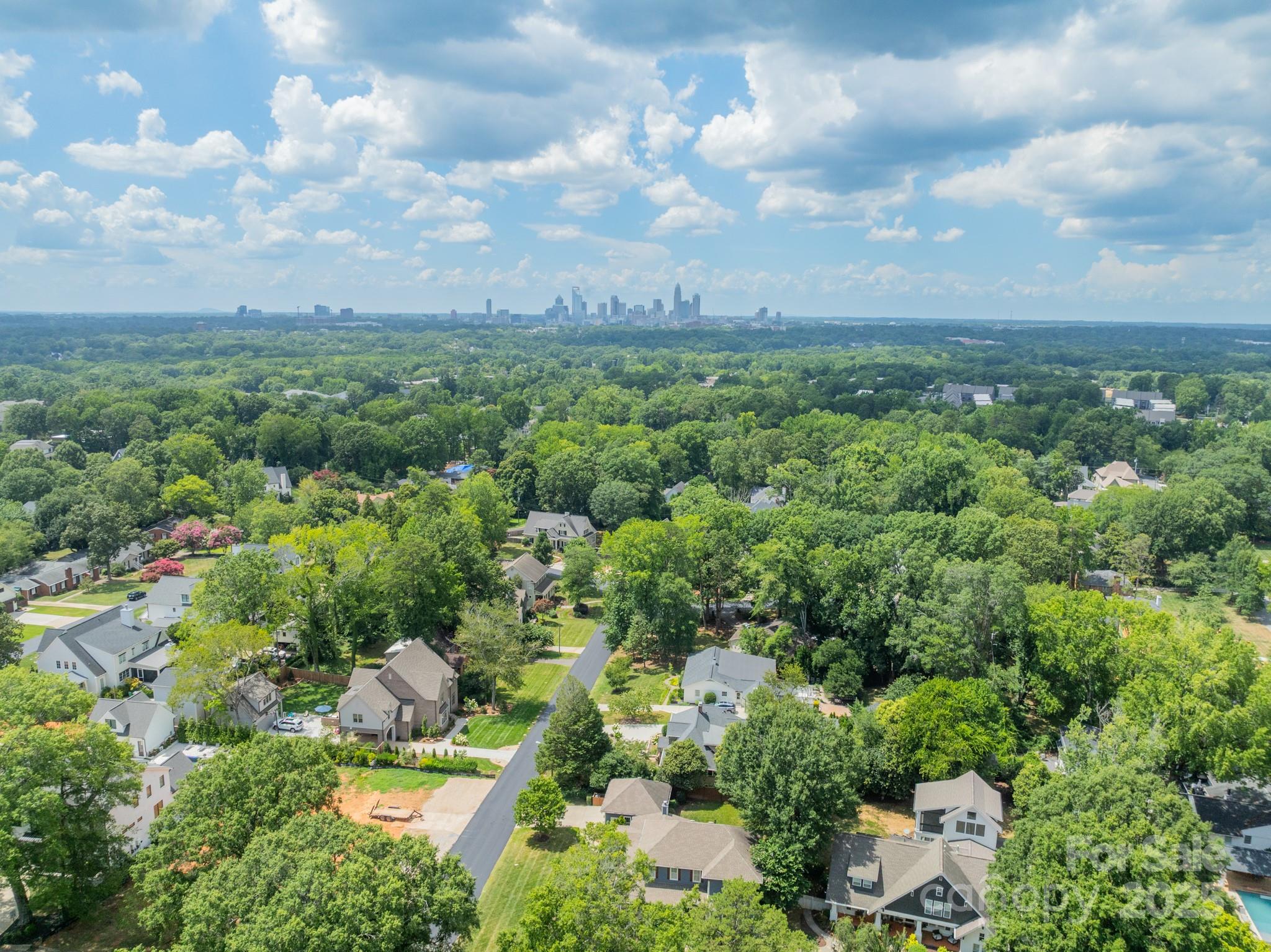 301 N Canterbury Road