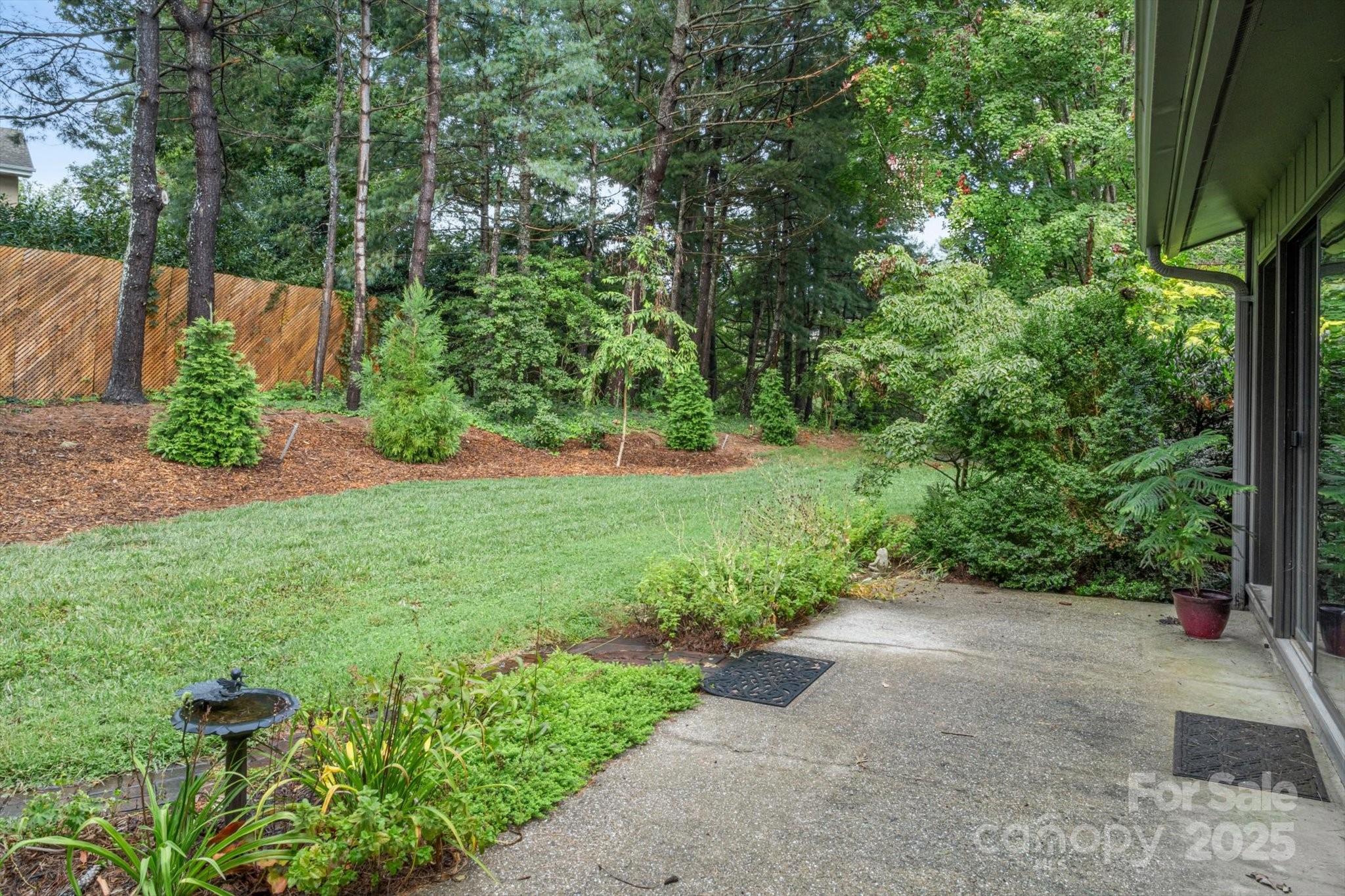 470 Crowfields Drive Unit: 6