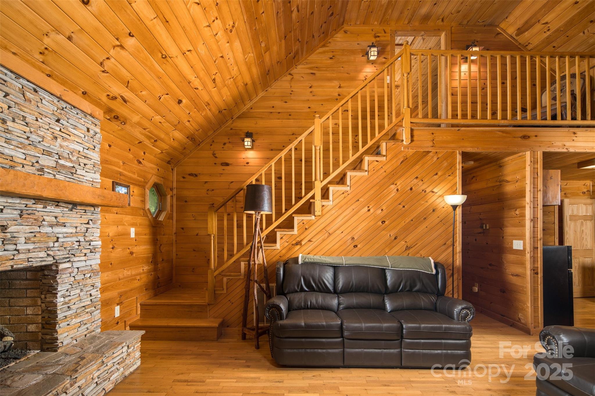 3443 Valley Drive