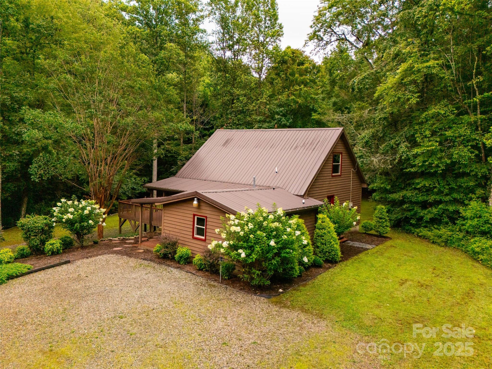 3443 Valley Drive