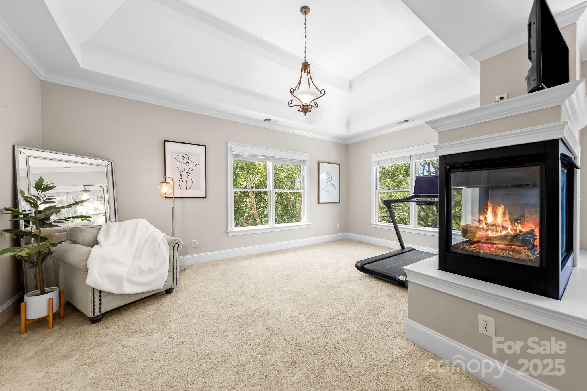 1487 Winged Foot Drive