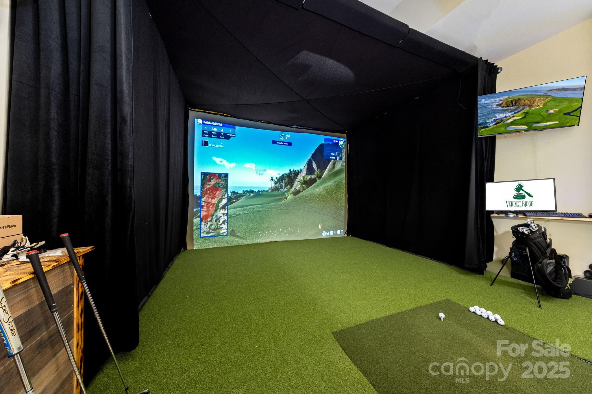 1487 Winged Foot Drive