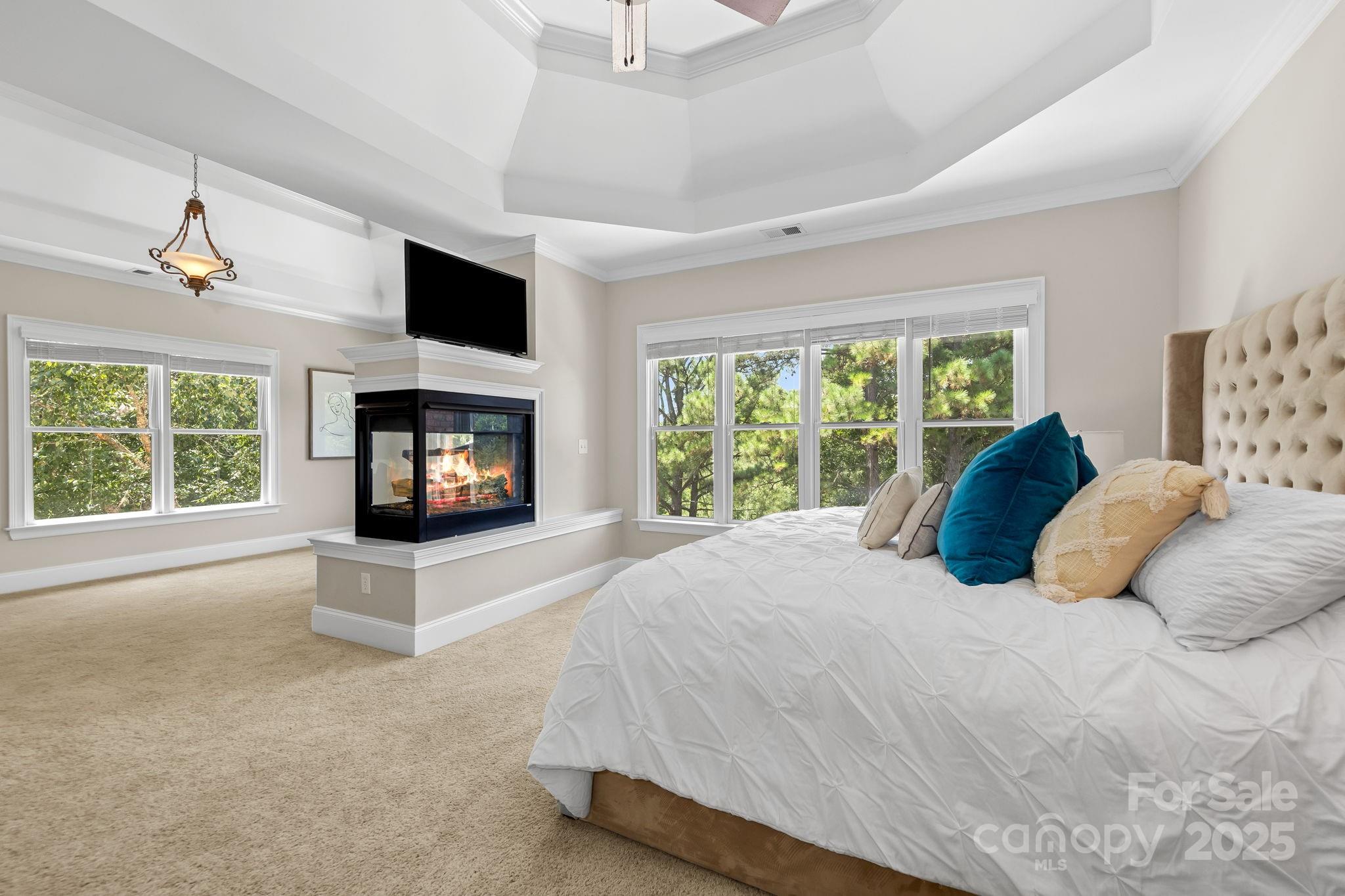 1487 Winged Foot Drive