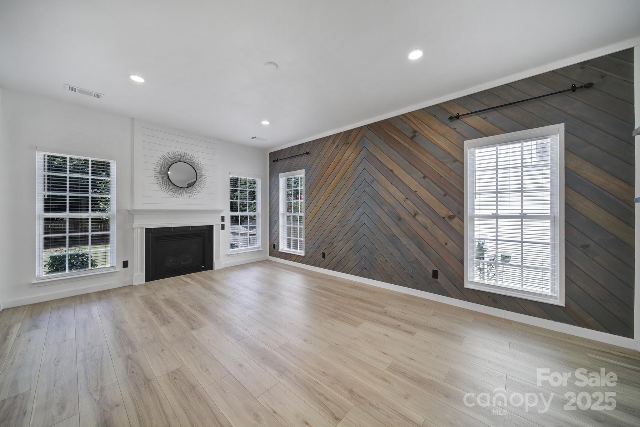 13425 Meadowmere Road