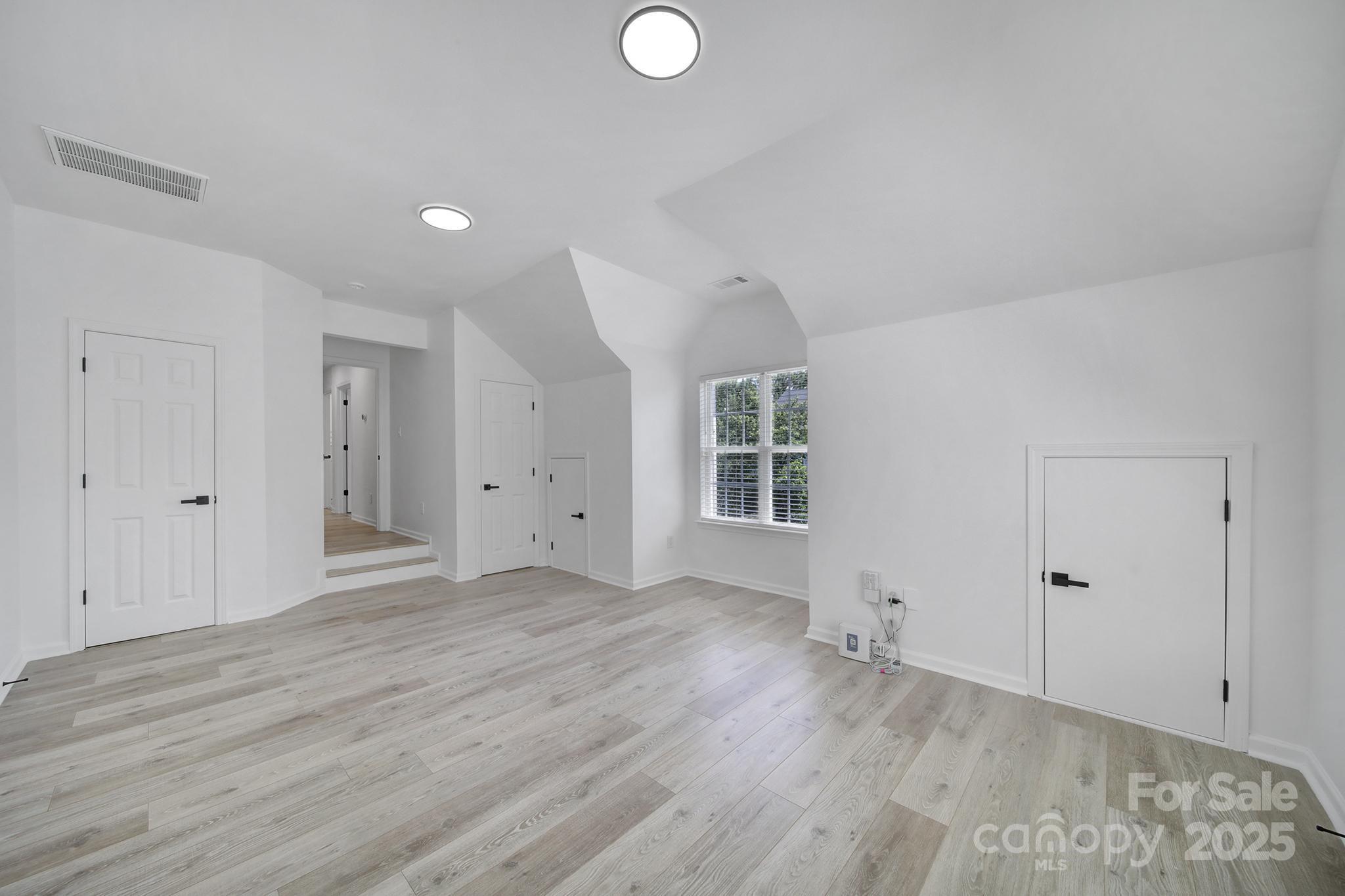 13425 Meadowmere Road