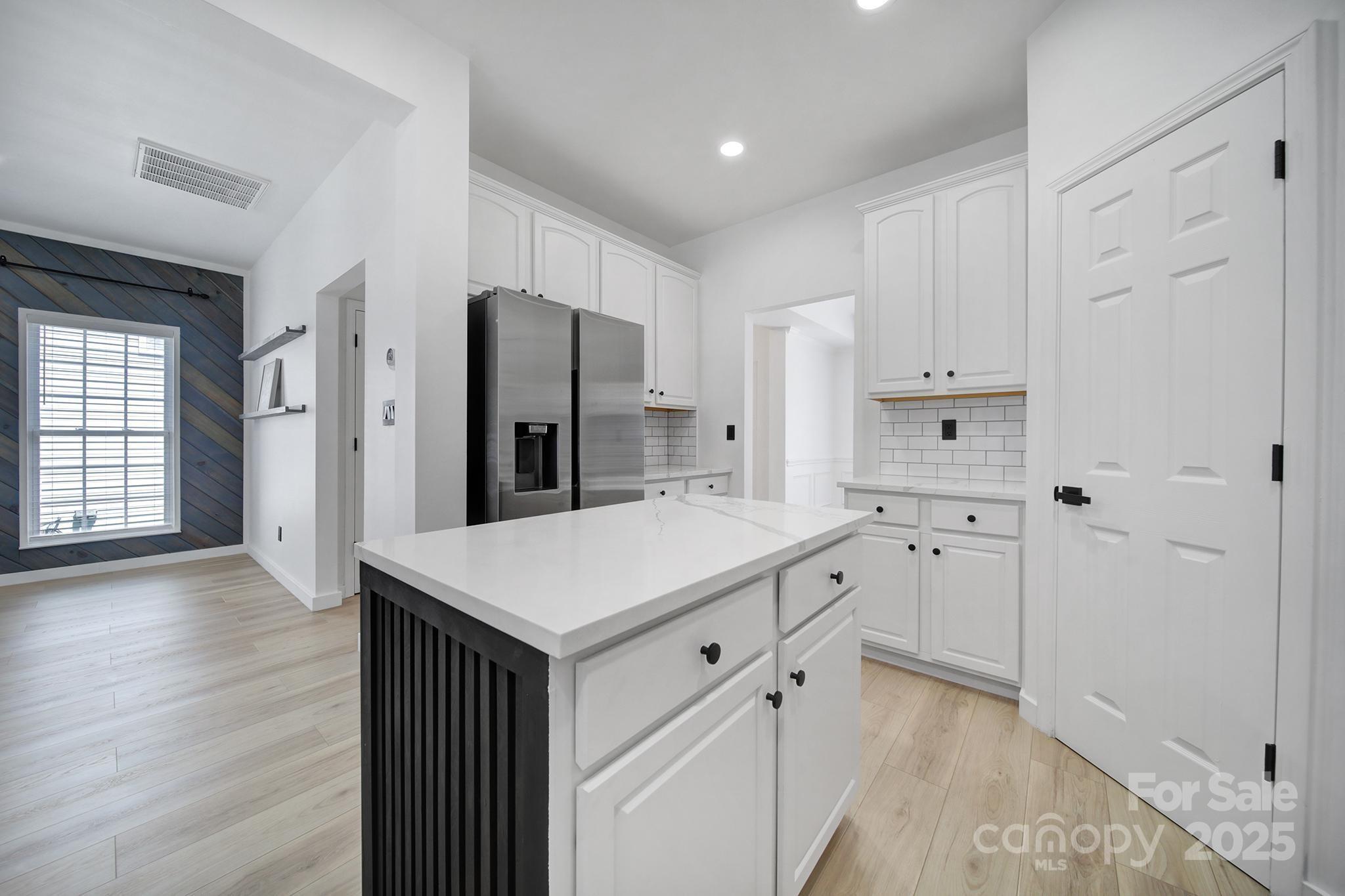 13425 Meadowmere Road