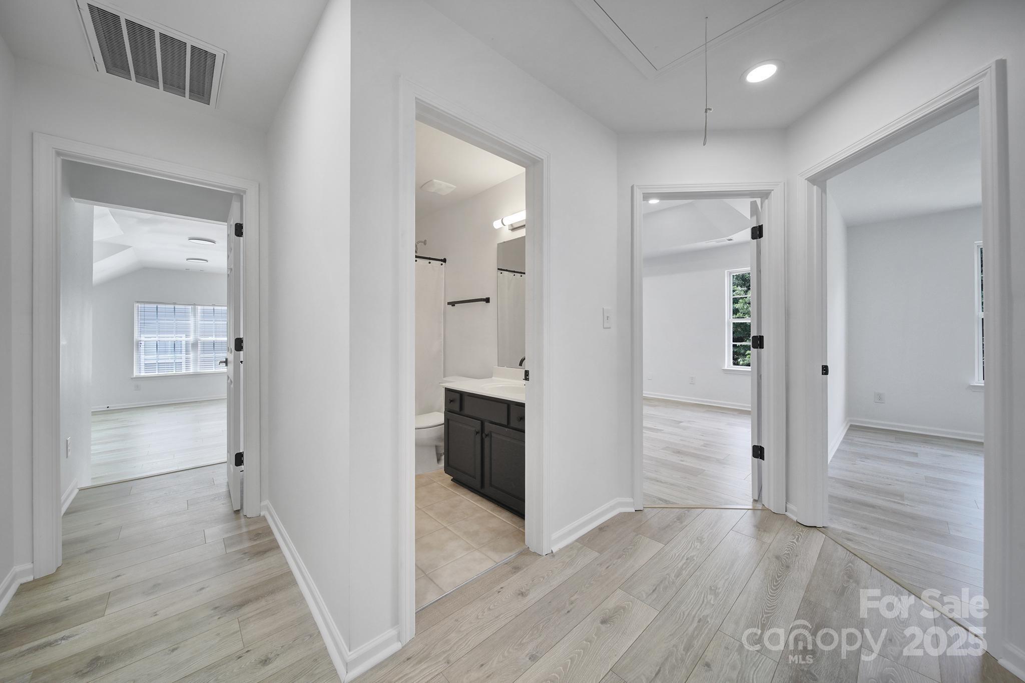 13425 Meadowmere Road