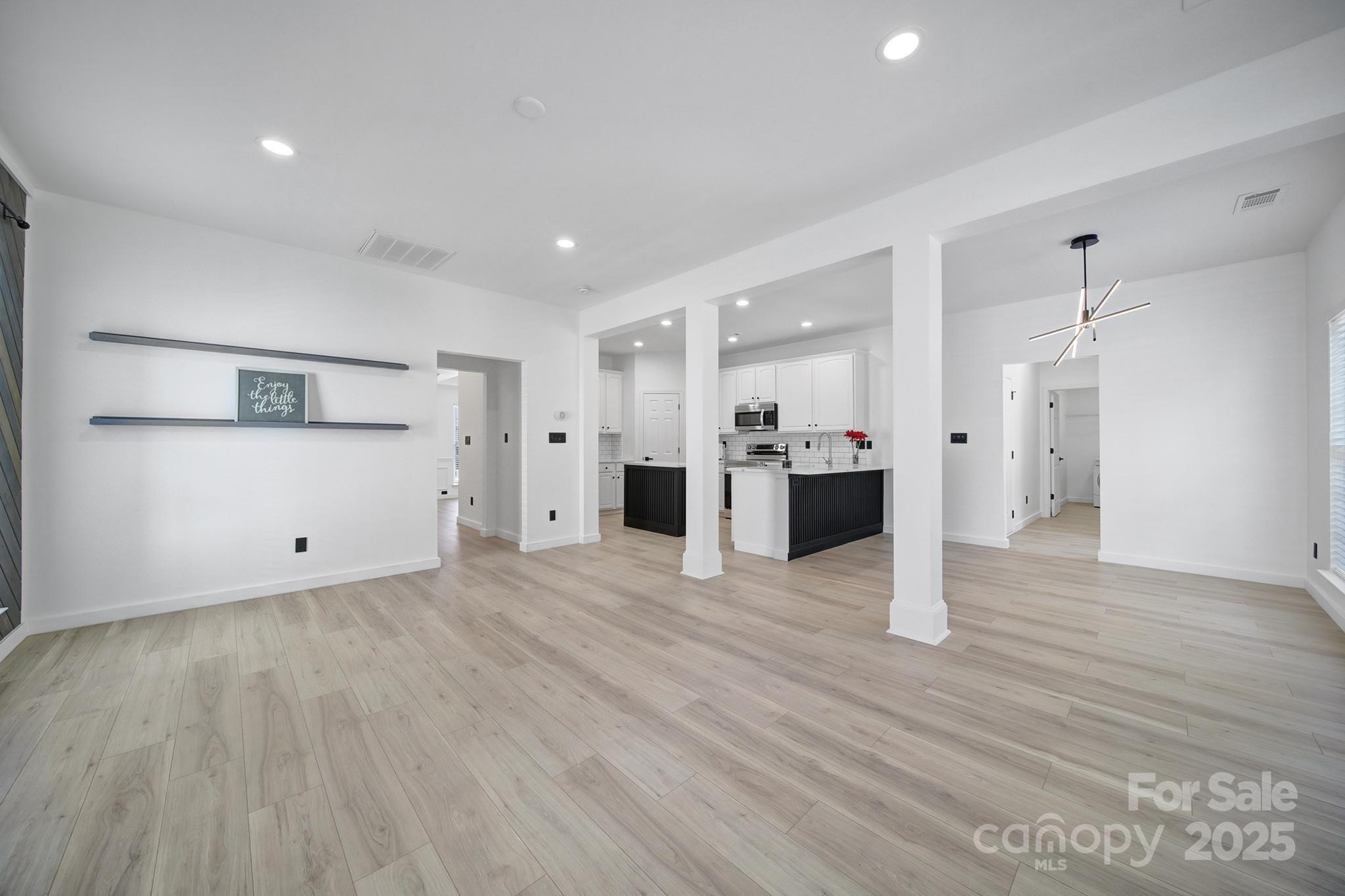 13425 Meadowmere Road