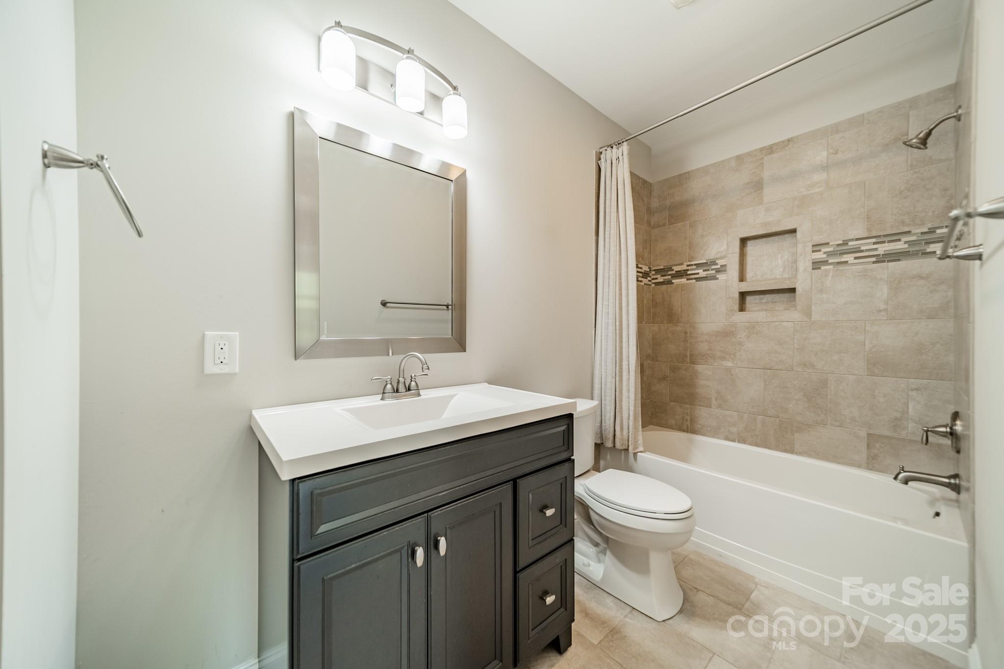 9229 Inverness Bay Road
