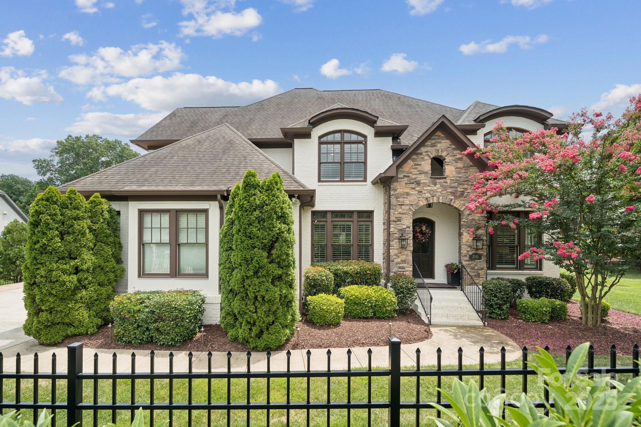 2145 Foxcroft Woods Lane