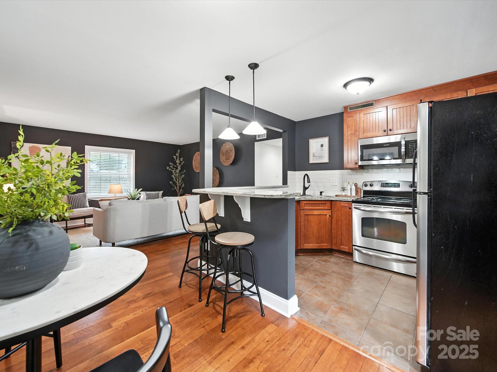 4923 Park Road Unit: A