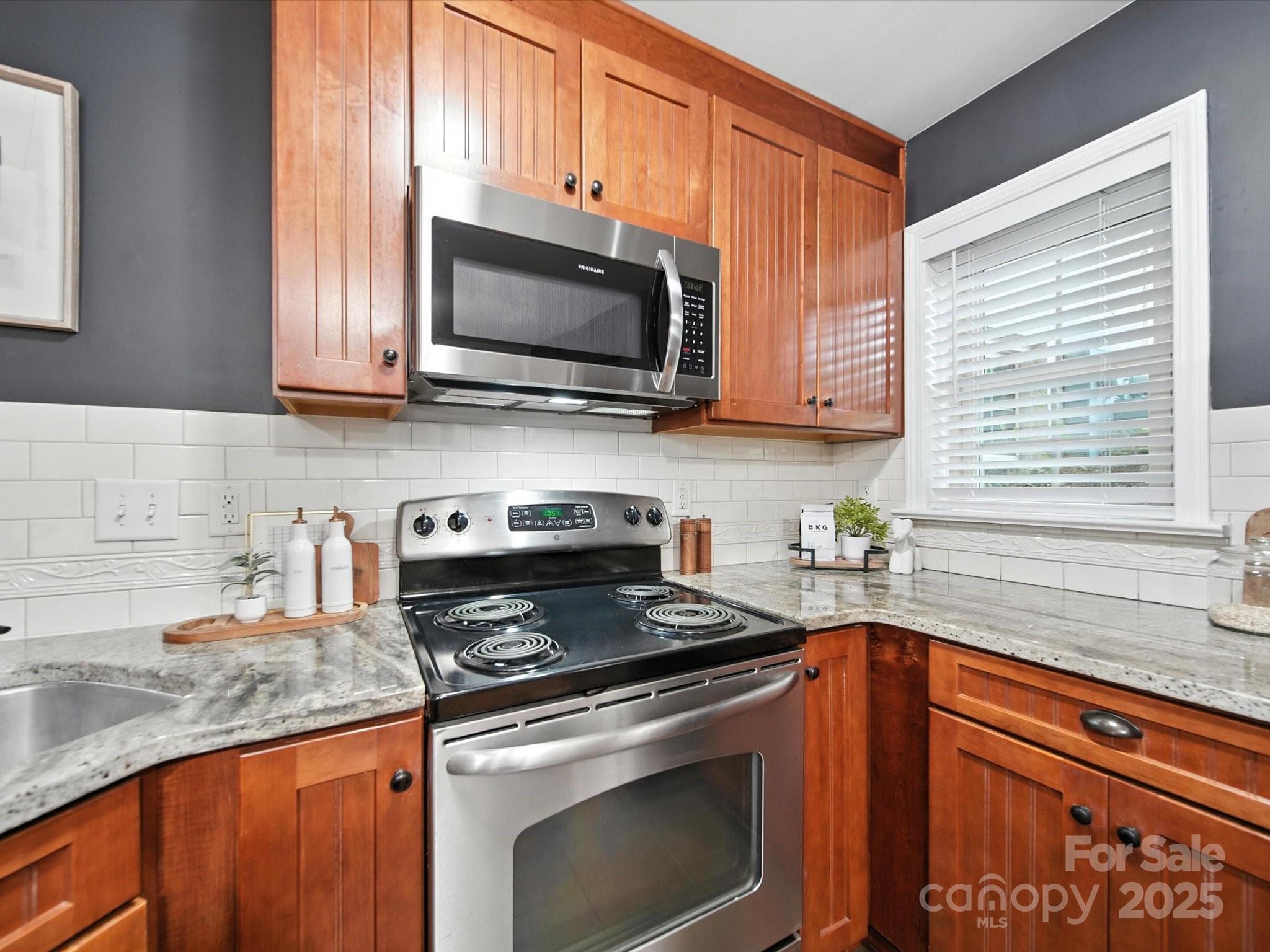 4923 Park Road Unit: A