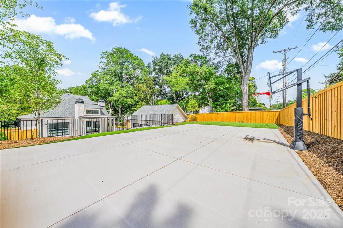 938 Habersham Drive