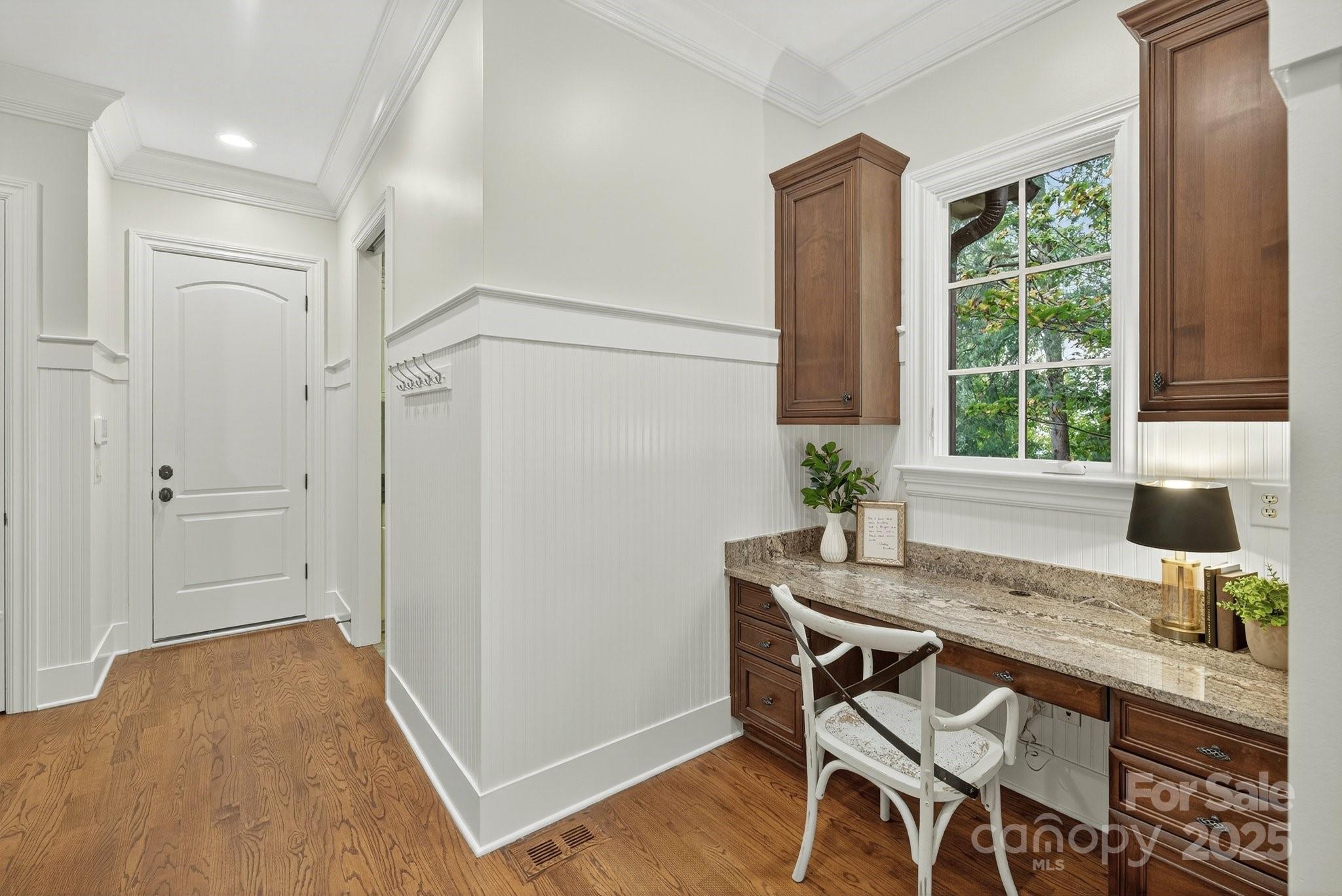 207 Belle Meade Court